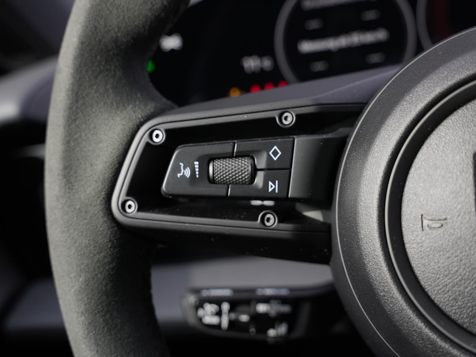 Porsche Taycan 4S Cross Turismo InnoDrive Surround-View