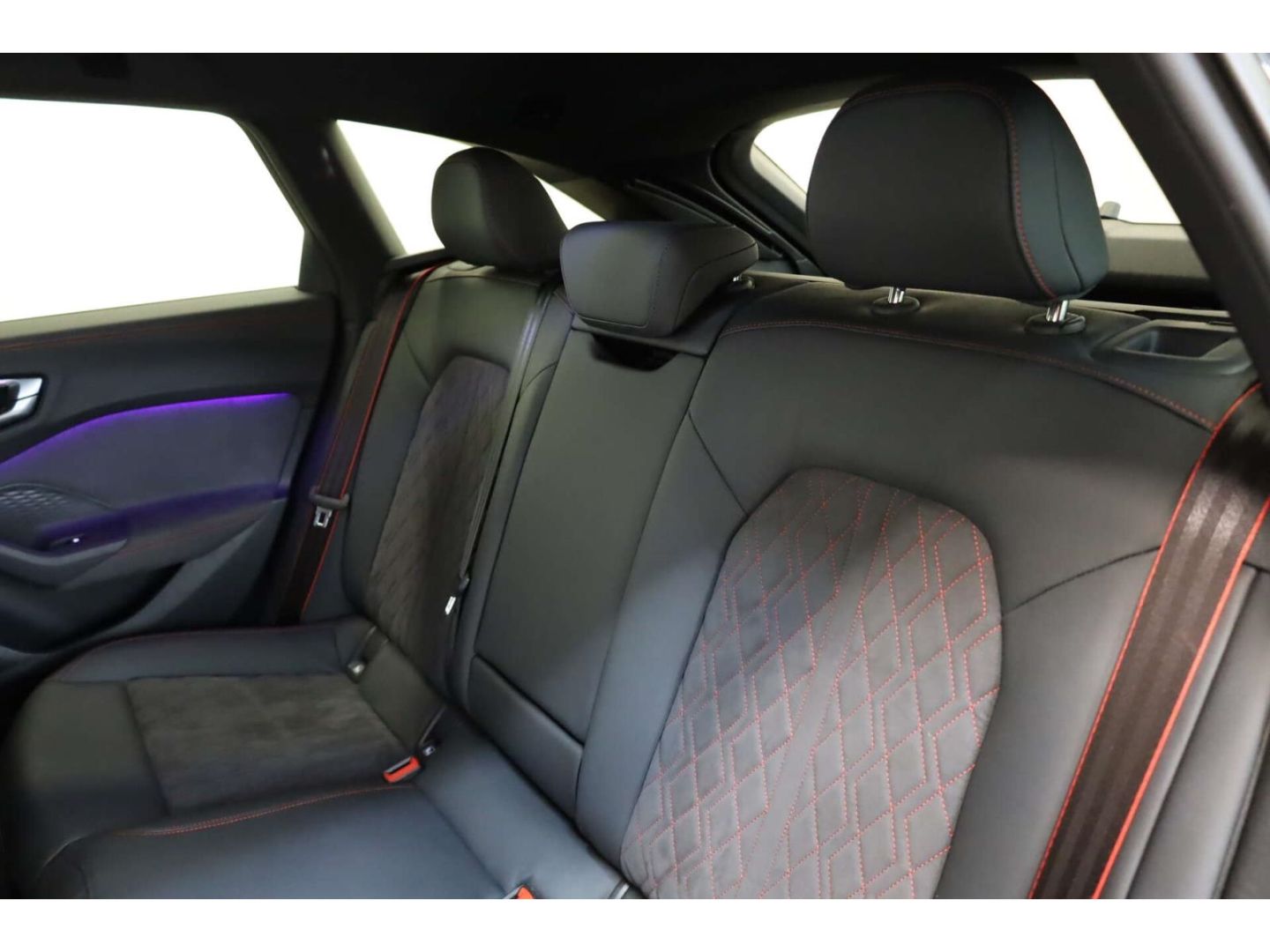 Audi A5 Avant e-hybrid qu. S line AHK/Bei.Dis./19''