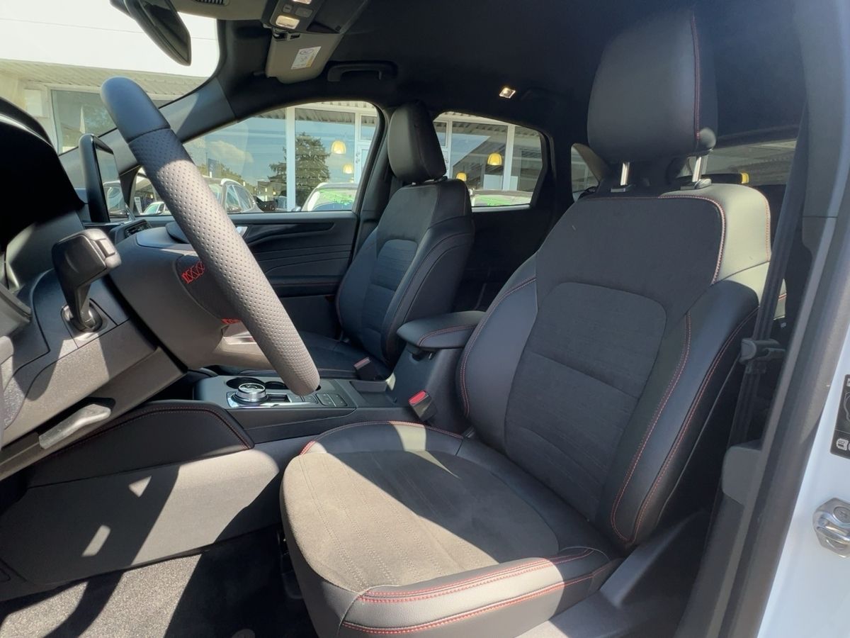 Ford Kuga PHEV St-Line X - Samsaru's Car Outlet