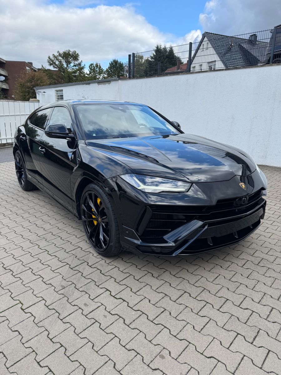 Lamborghini Urus S Facelift - Samsaru's Car Outlet