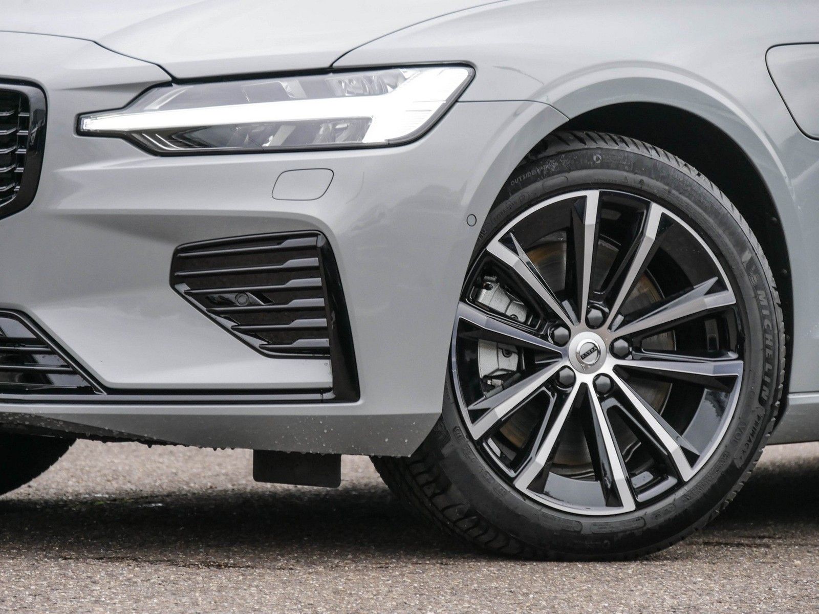 Volvo V60 T6 Plus Dark AWD Harman/Kardon, Memory, Lich