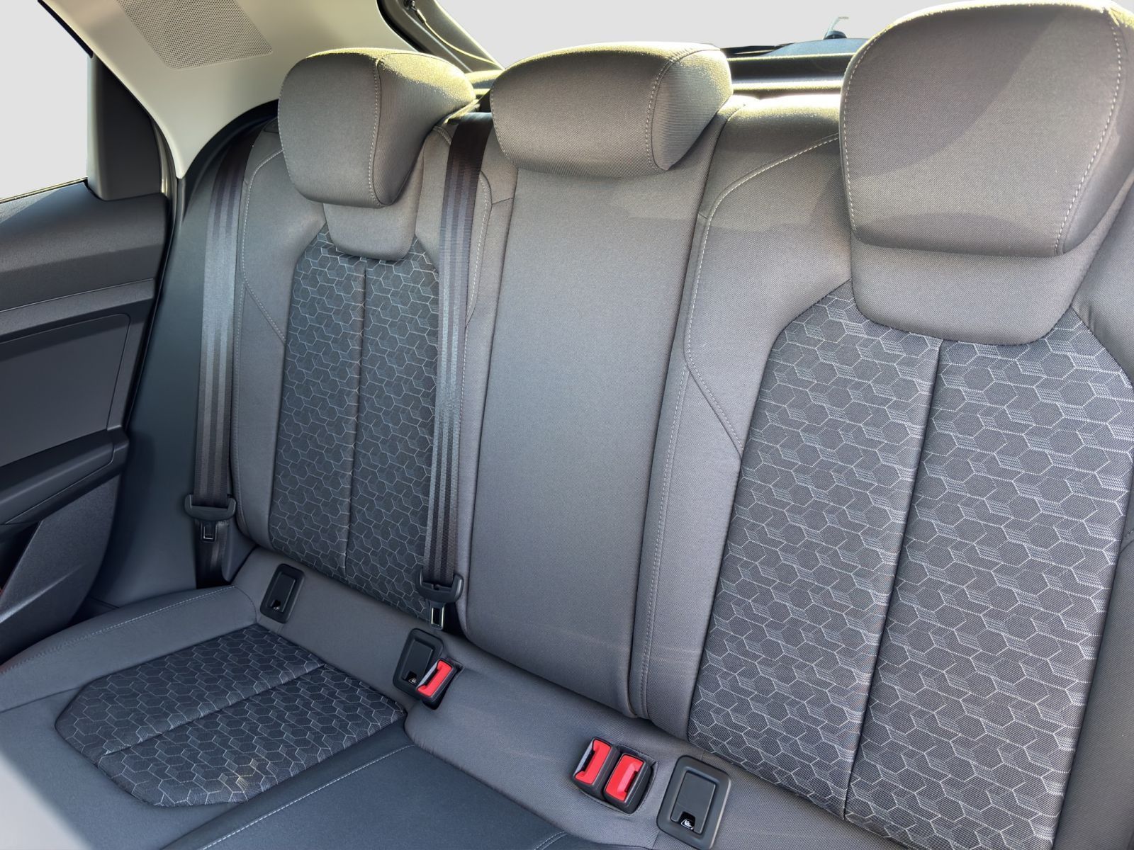 Audi A1 Sportback 25 TFSI S-tronic S line ACC LED Rüc