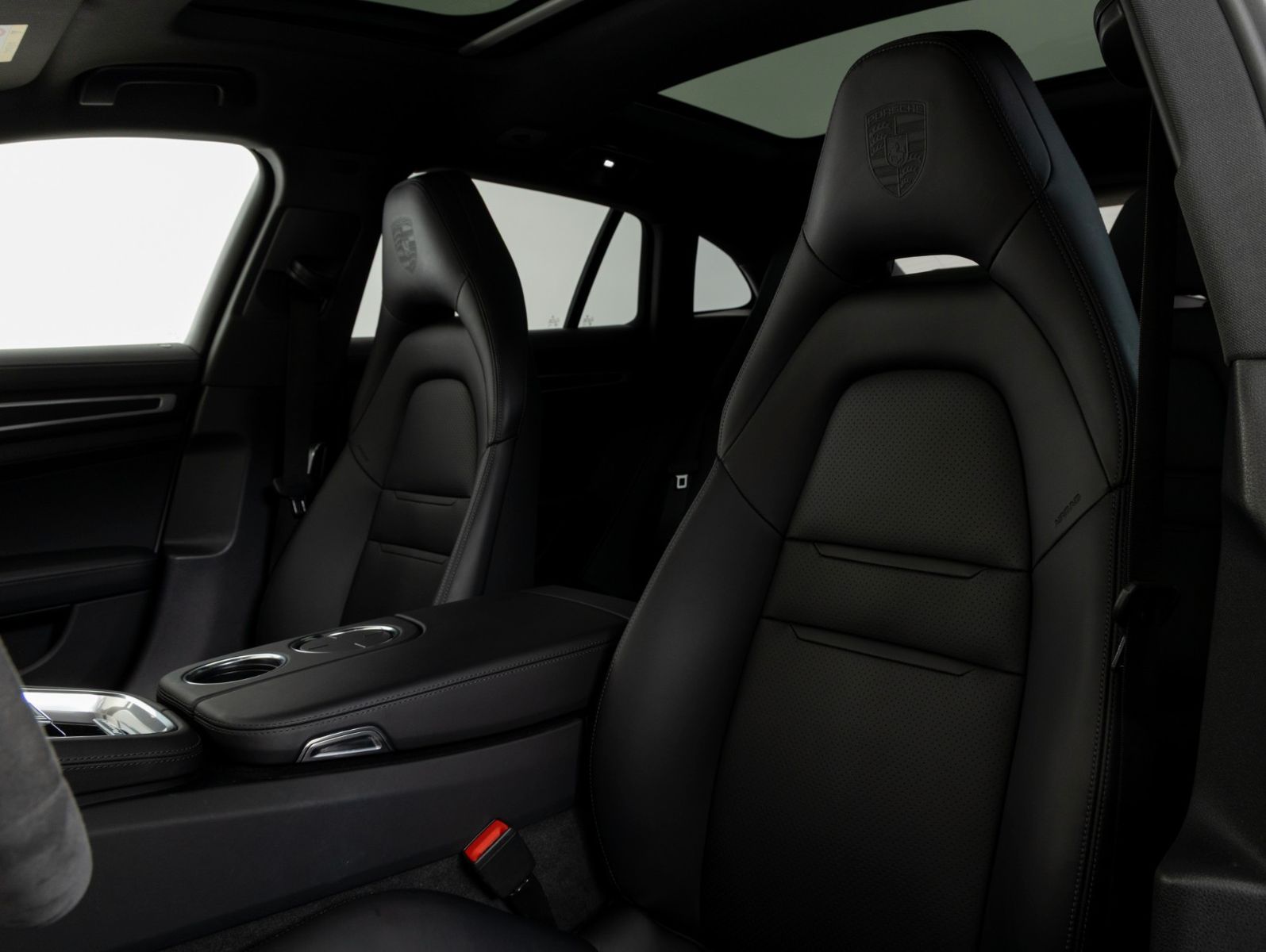 Porsche Panamera 4 E-Hybrid Sport Turismo Platinum Editi