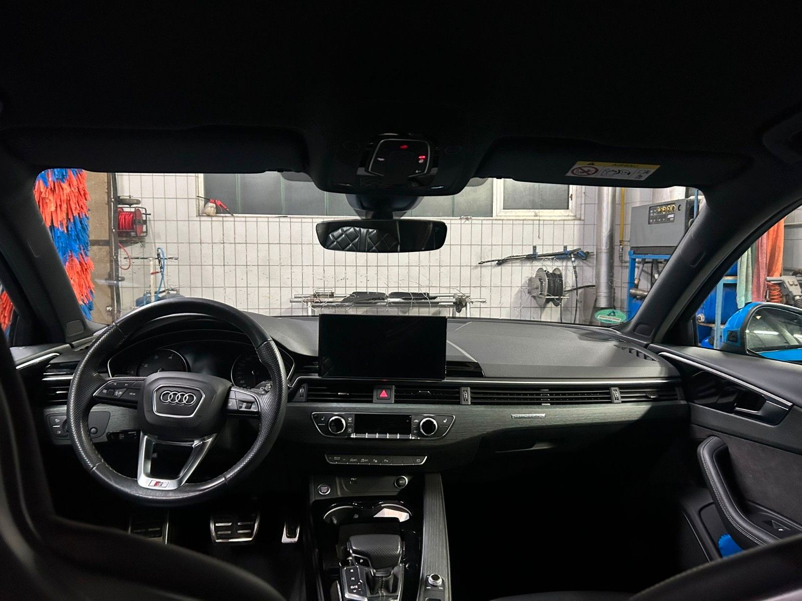 Audi A4 Avant 50 TDI quattro S line AHK Stdhzg Leder
