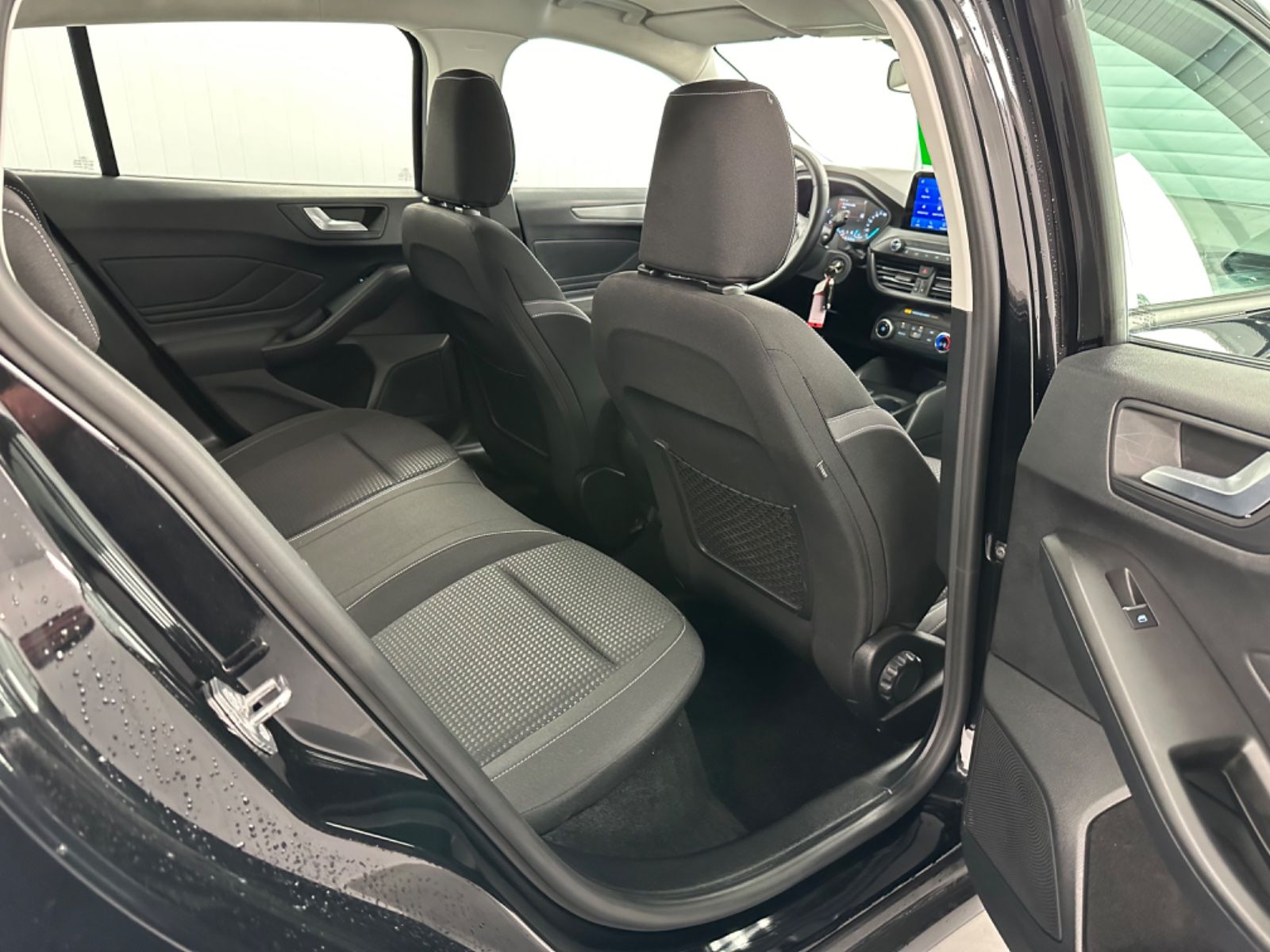 Ford Focus Turnier - Samsaru's Car Outlet