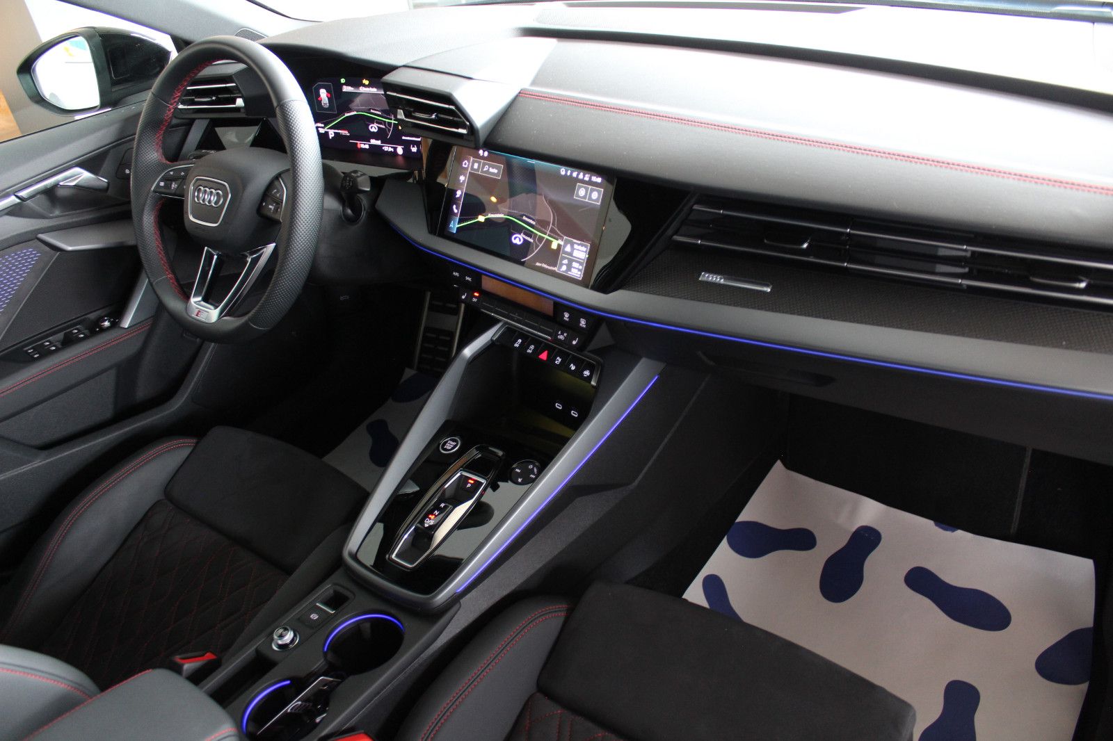 Audi A3 Sportback 35 TFSI S line sport S tronic - Samsaru's Car Outlet