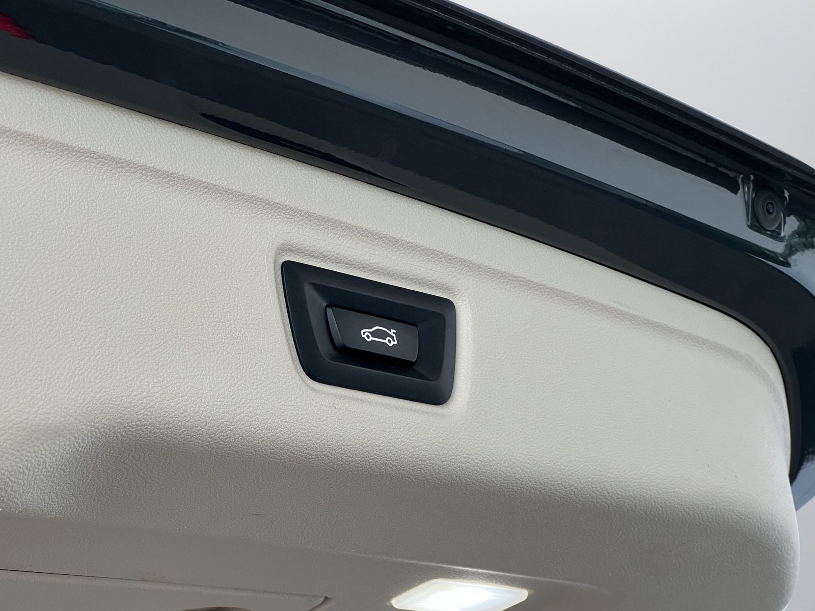 BMW 320d Touring Sport-Line - Samsaru's Car Outlet
