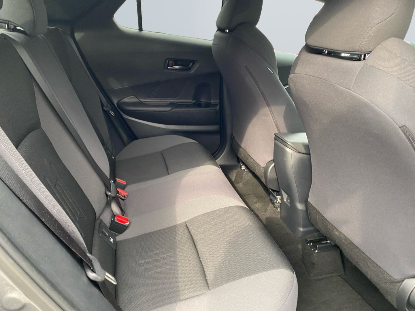 Toyota C-HR 1.8 Hybrid Team D *LED*ACC*CAM*SHZ*SmartKey