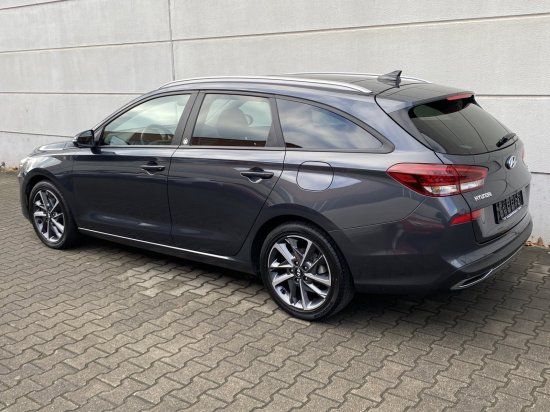Hyundai i30 Kombi 1.5 T-GDI Mild-Hybrid Aut. Edition 30+ - Samsaru's Car Outlet