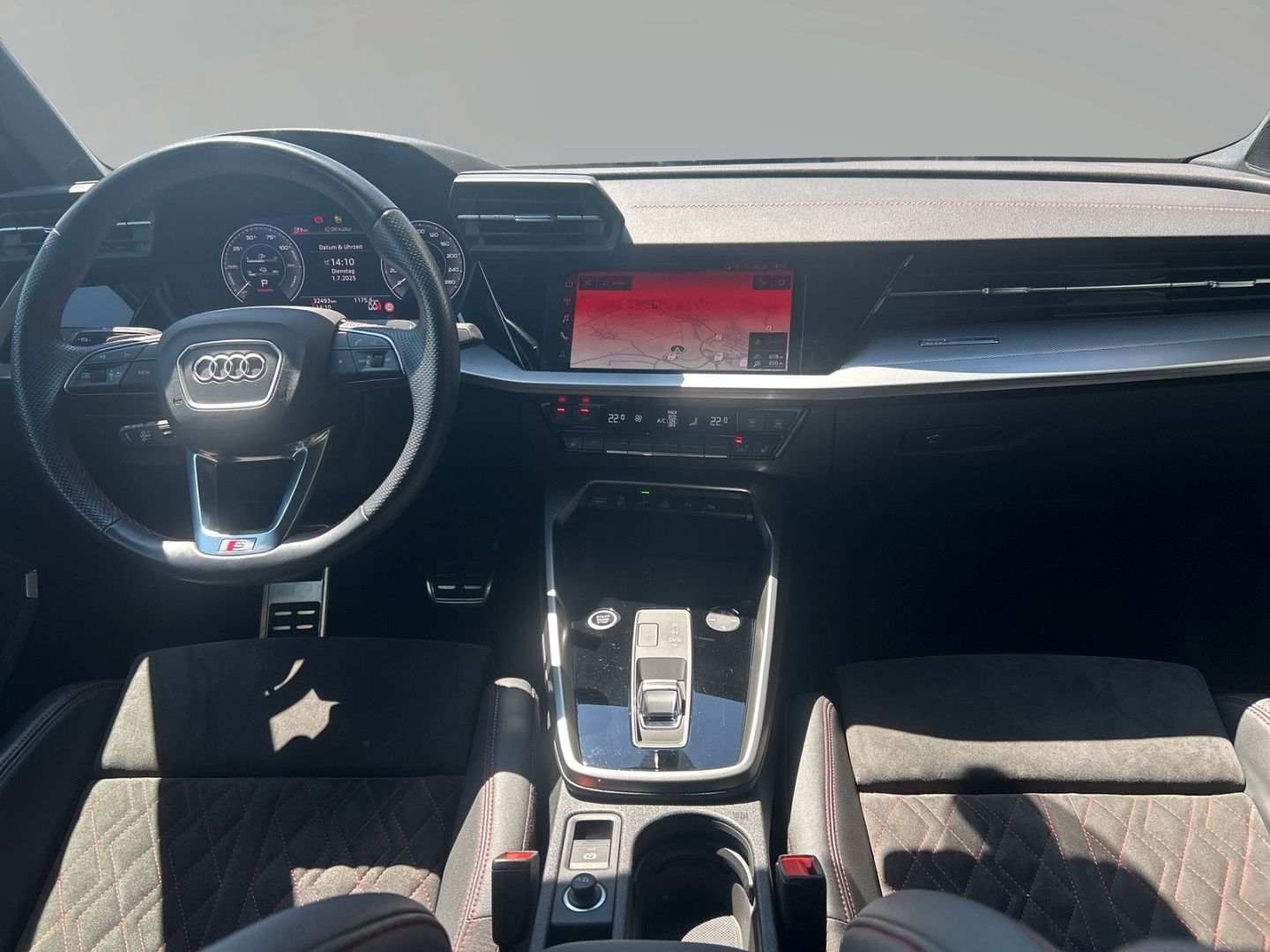 Audi A3 Sportback 45 TFSI e S-Line - Samsaru's Car Outlet