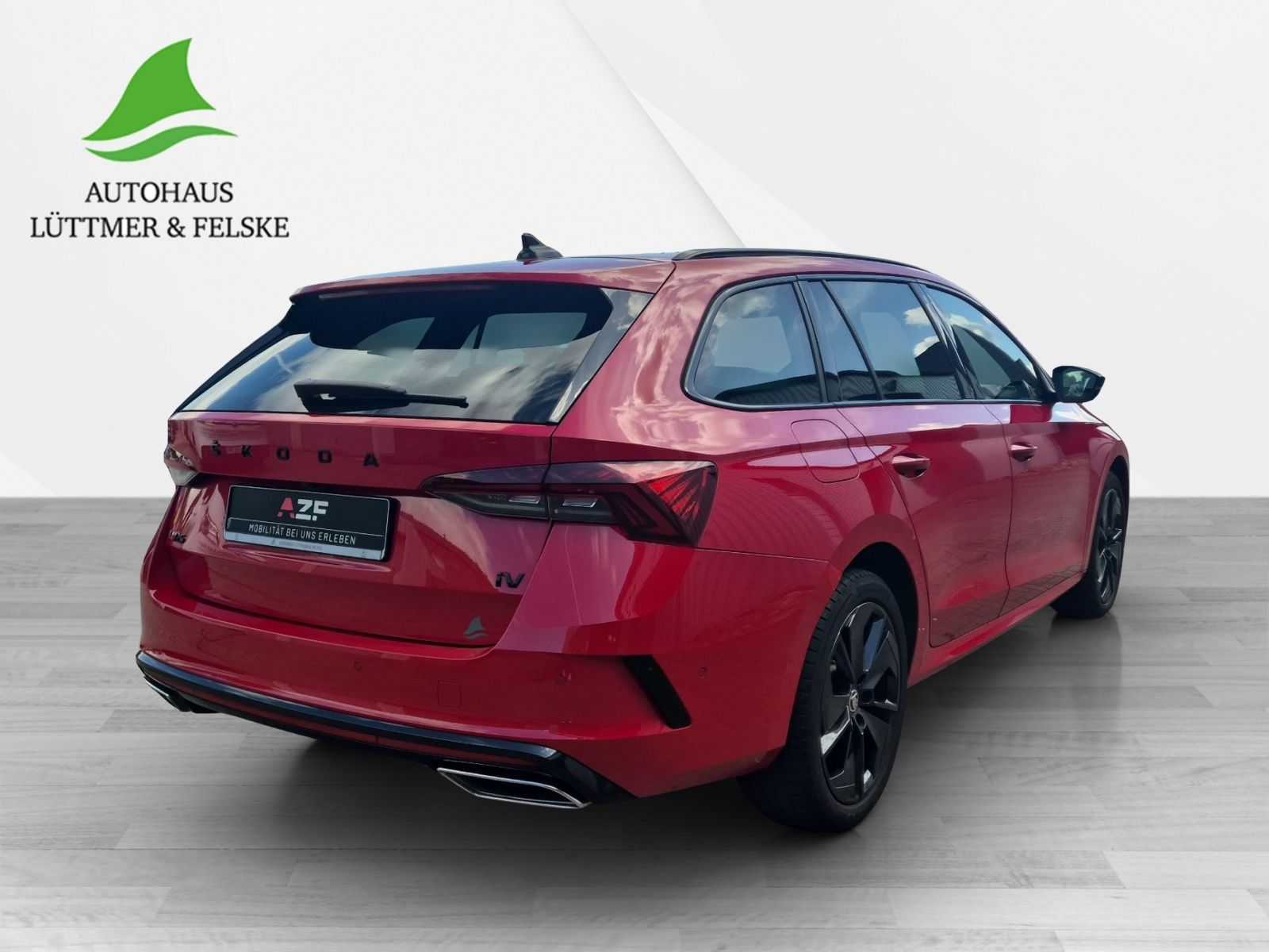 Skoda Octavia Combi RS 1.4 TSI DSG - Samsaru's Car Outlet
