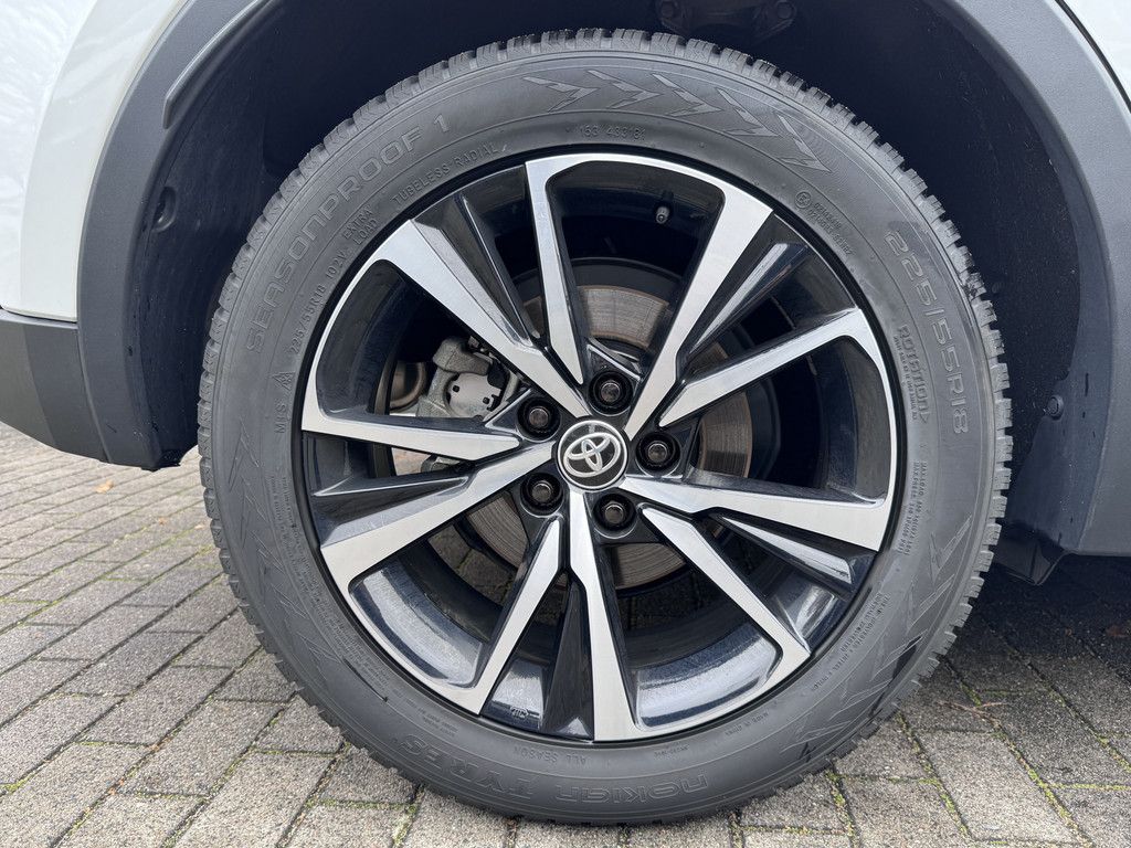 Toyota C-HR 1.8 Hybrid FWD Team Deutschland