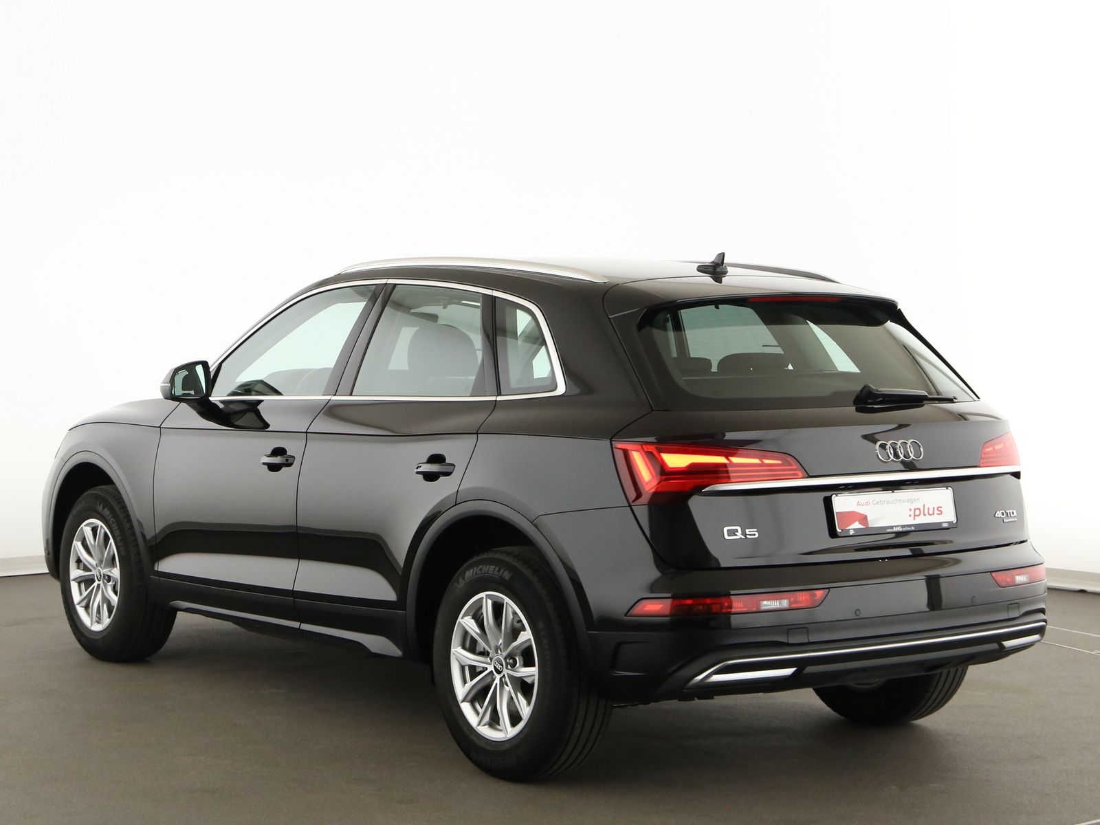 Audi Q5 40 TDI quattro S tronic - Samsaru's Car Outlet