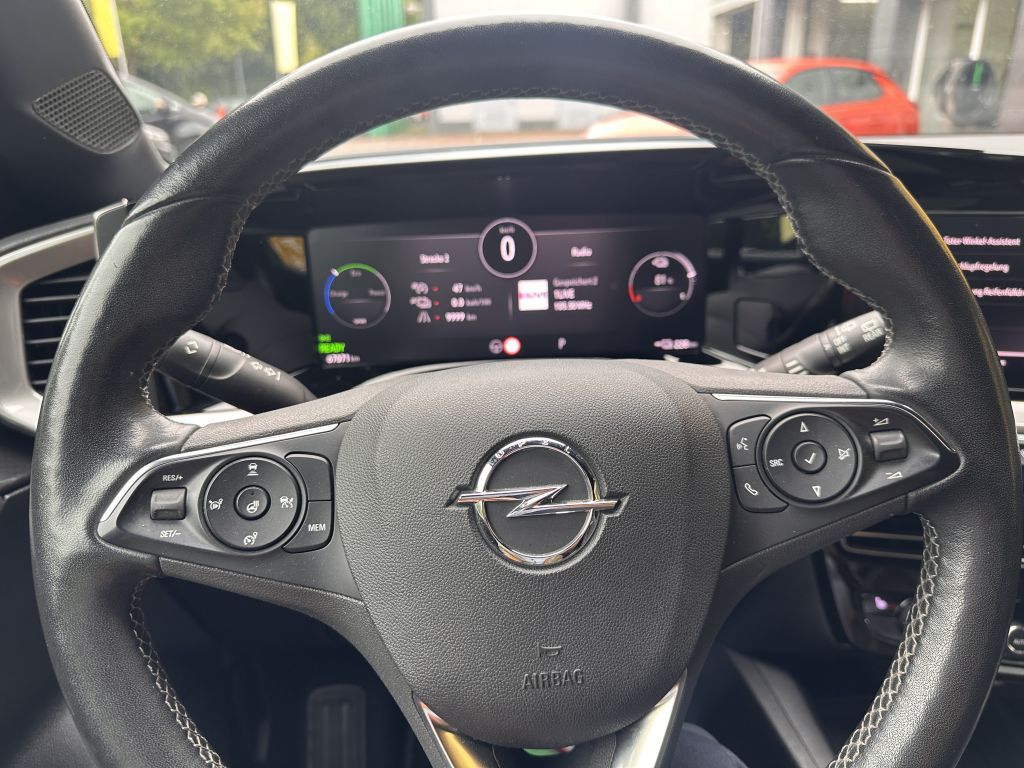 Opel Mokka-e Ultimate - Samsaru's Car Outlet