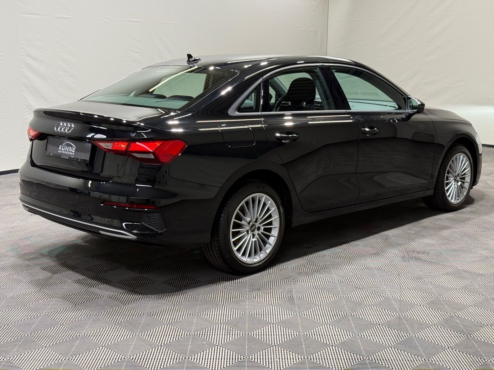 Audi A3 advanced 30 TDI - Samsaru's Car Outlet
