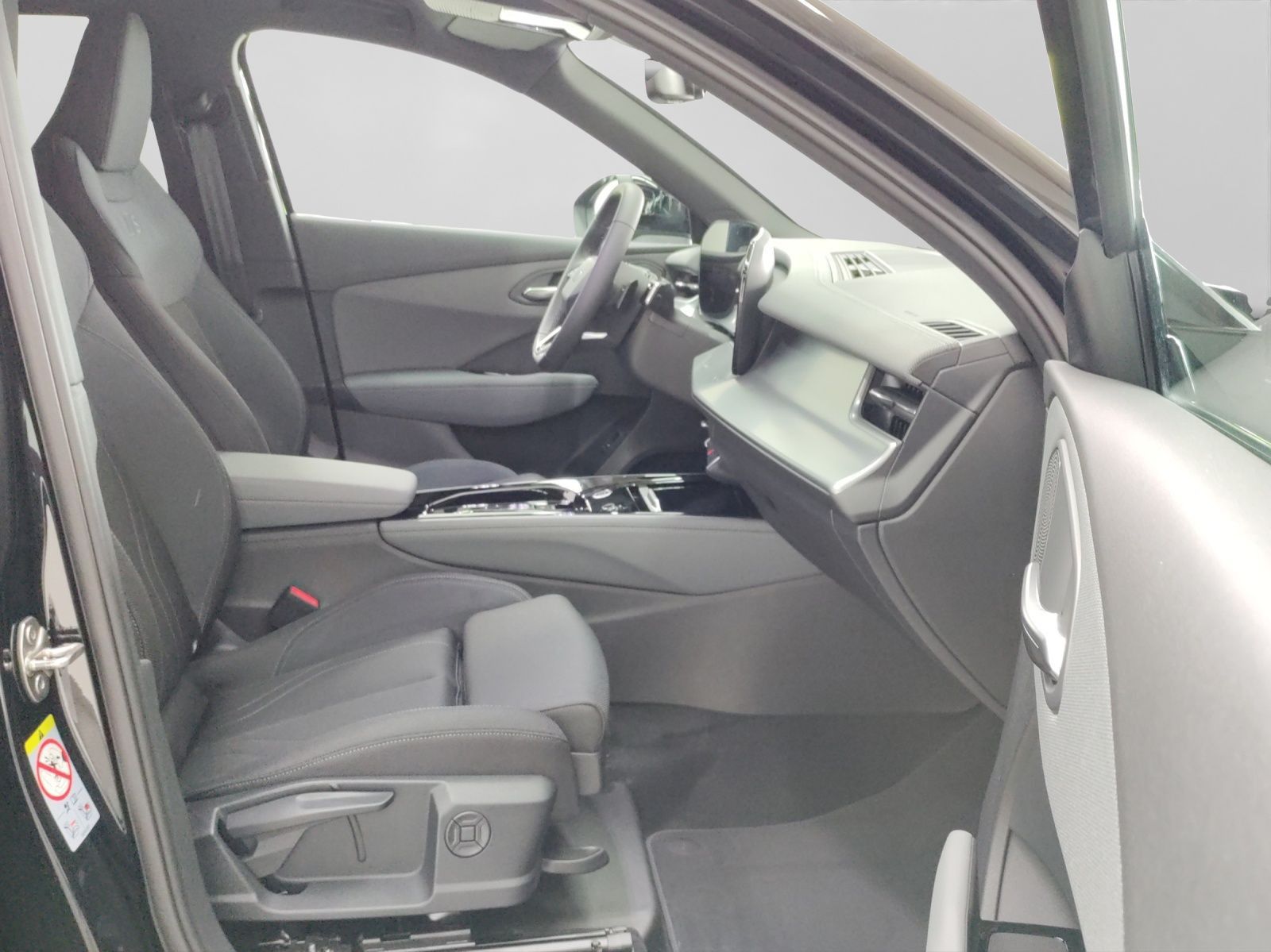 Audi Q3 TFSI S LINE MATRIX NAVI AHK LM20