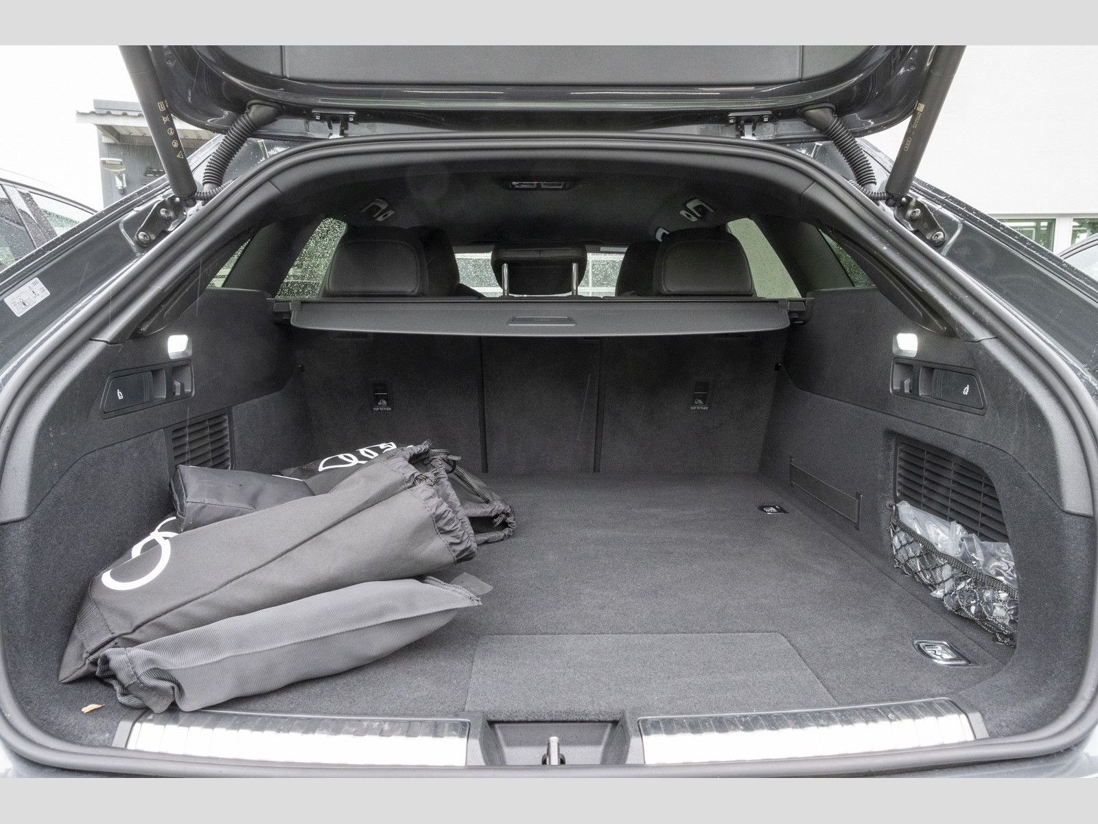 Audi A5 Avant 2.0 TFSI e quattro S line Matrix/Beifah