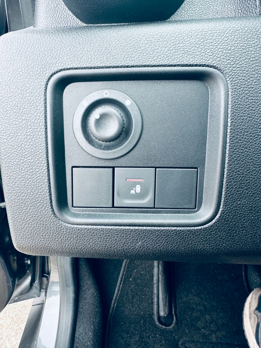 Dacia Duster Prestige 4WD - Samsaru's Car Outlet