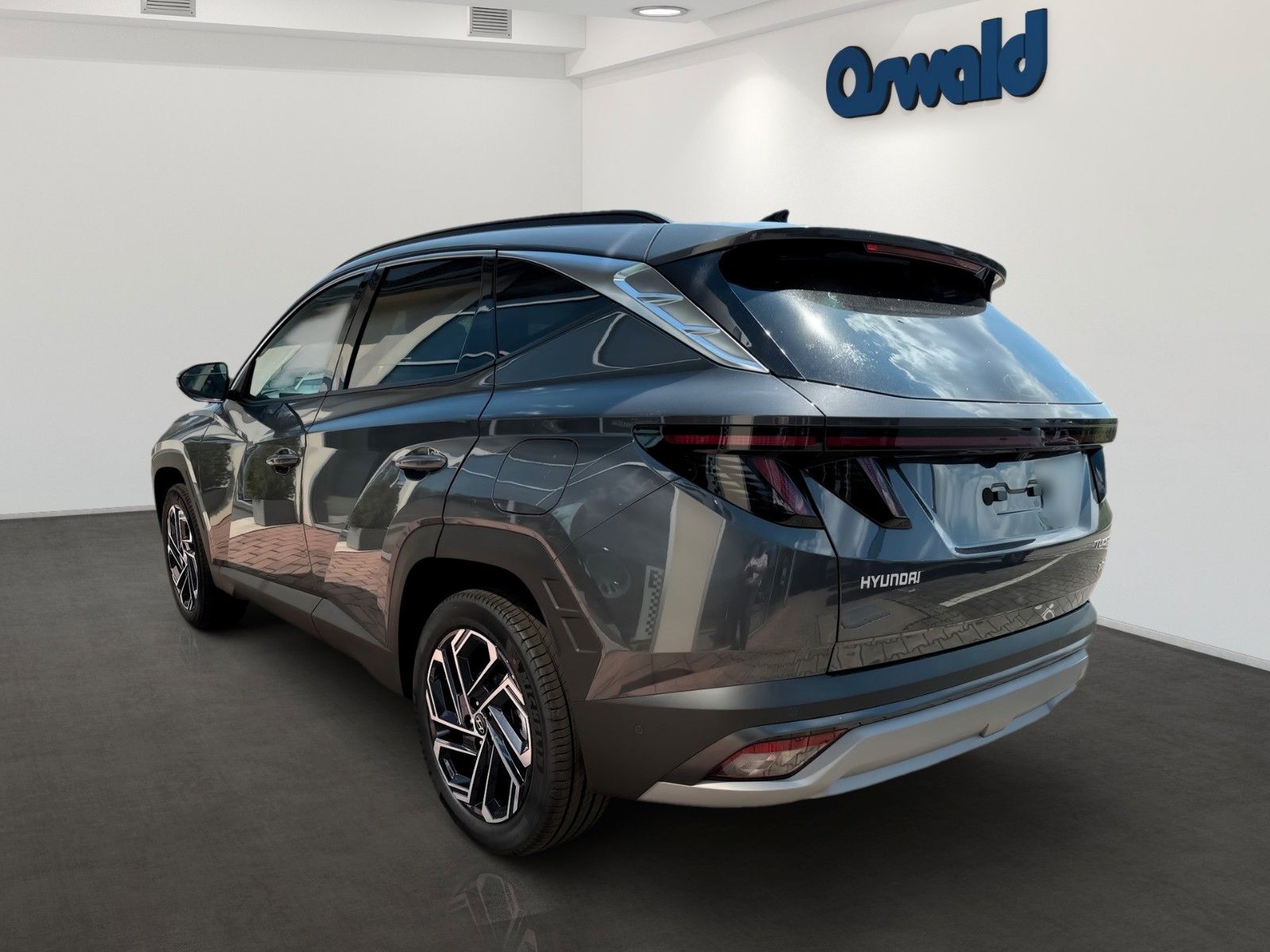 Hyundai Tucson Prime Plug-In Hybrid 4WD - Samsaru's Car Outlet