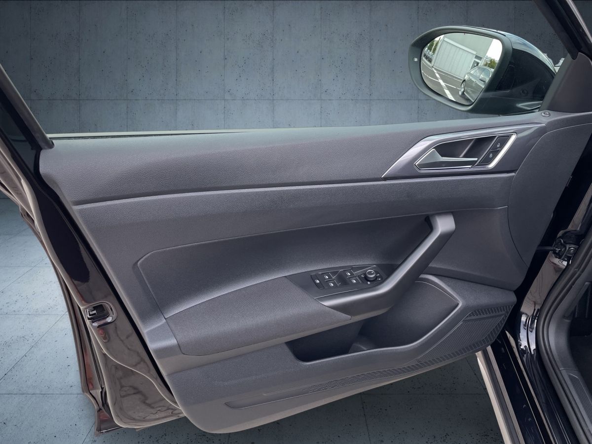 Volkswagen Taigo Style 1.5 TSI DSG - Samsaru's Car Outlet