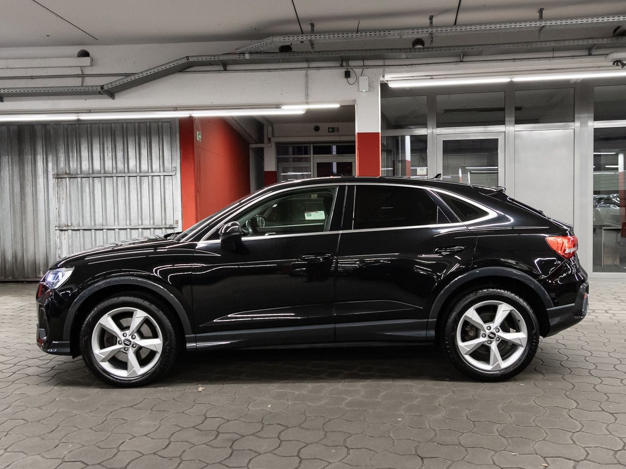 Audi Q3 Sportback 45 TFSI quattro AHK Keyless CarPlay
