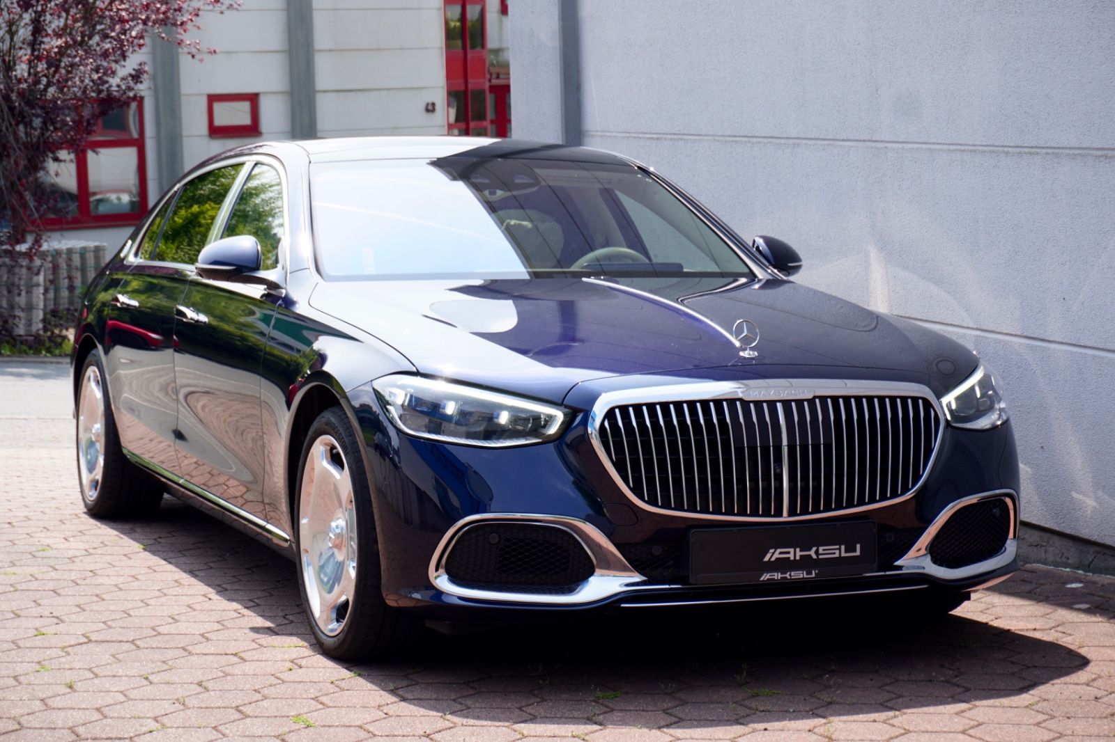 Mercedes-Benz S 580 Maybach - Samsaru's Car Outlet