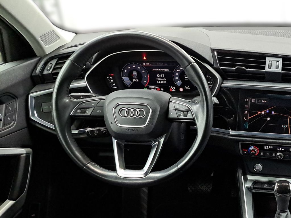 Audi Q3 40 TFSI quattro S tronic advanced - Samsaru's Car Outlet