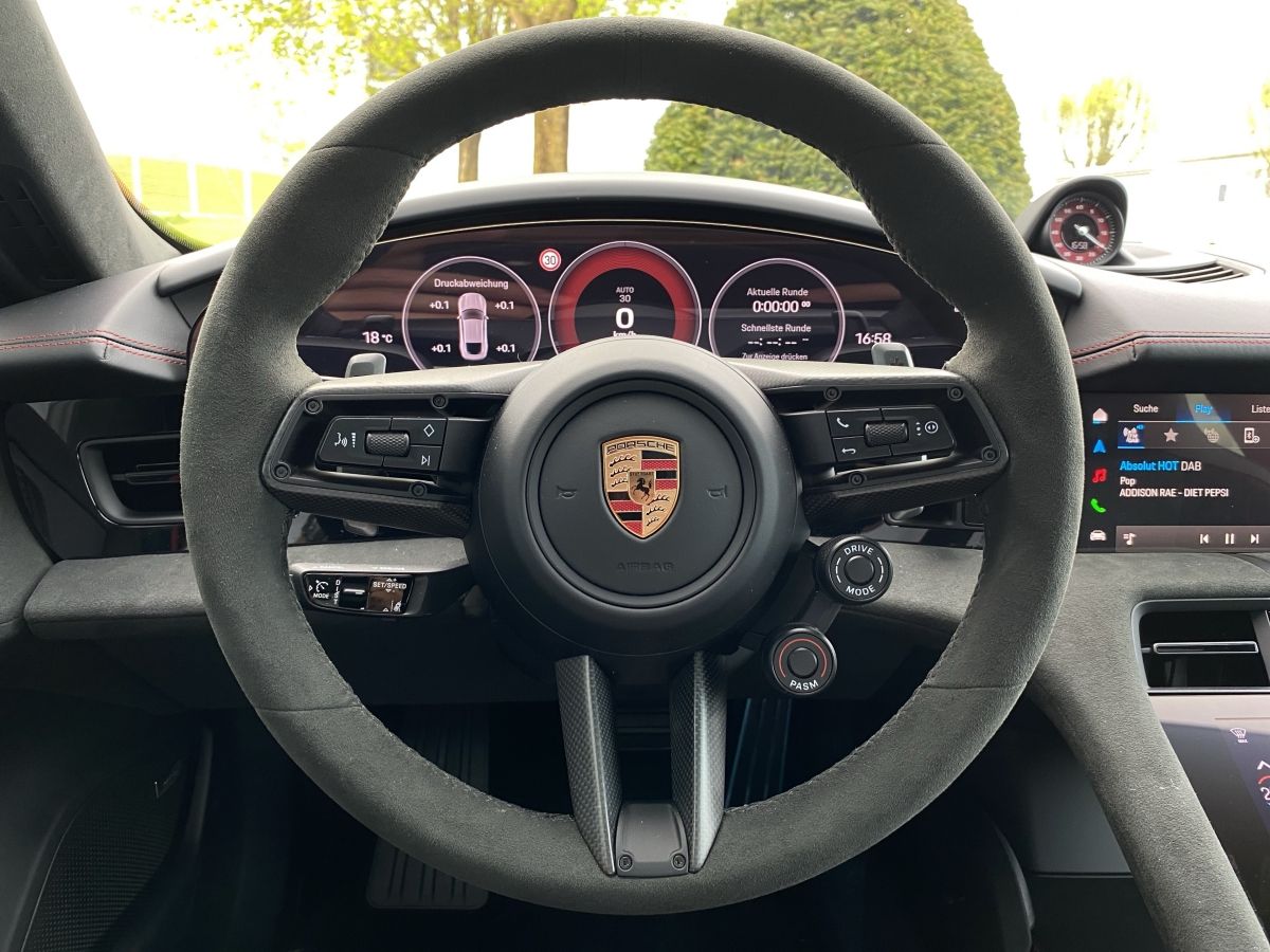 Porsche Taycan GTS |Dynamikpaket |HD-Matrix LED