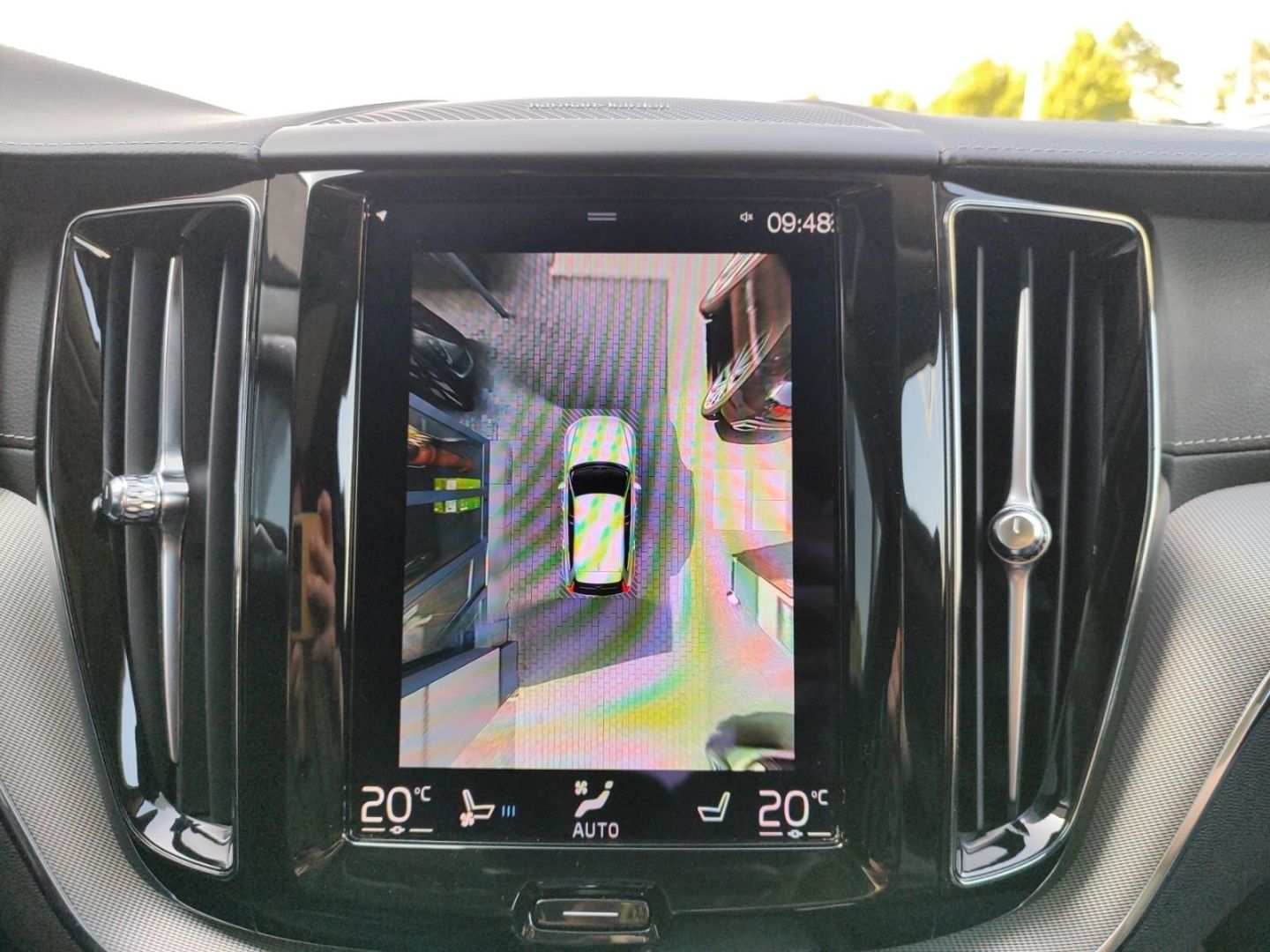 Volvo XC60 T8 Inscription Recharge Plug-In Hybrid AWD - Samsaru's Car Outlet