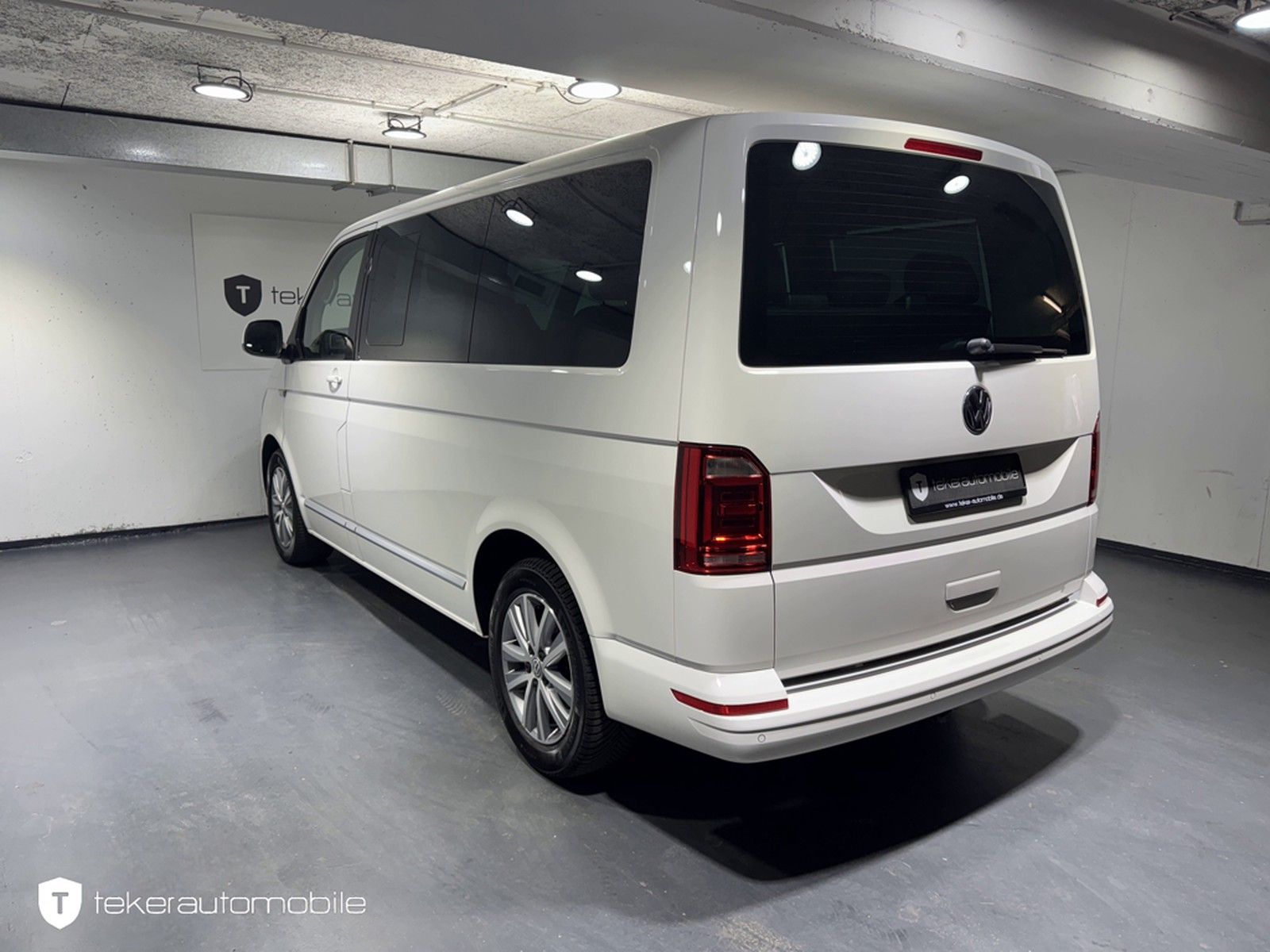 Volkswagen T6 Multivan 4Motion - Samsaru's Car Outlet