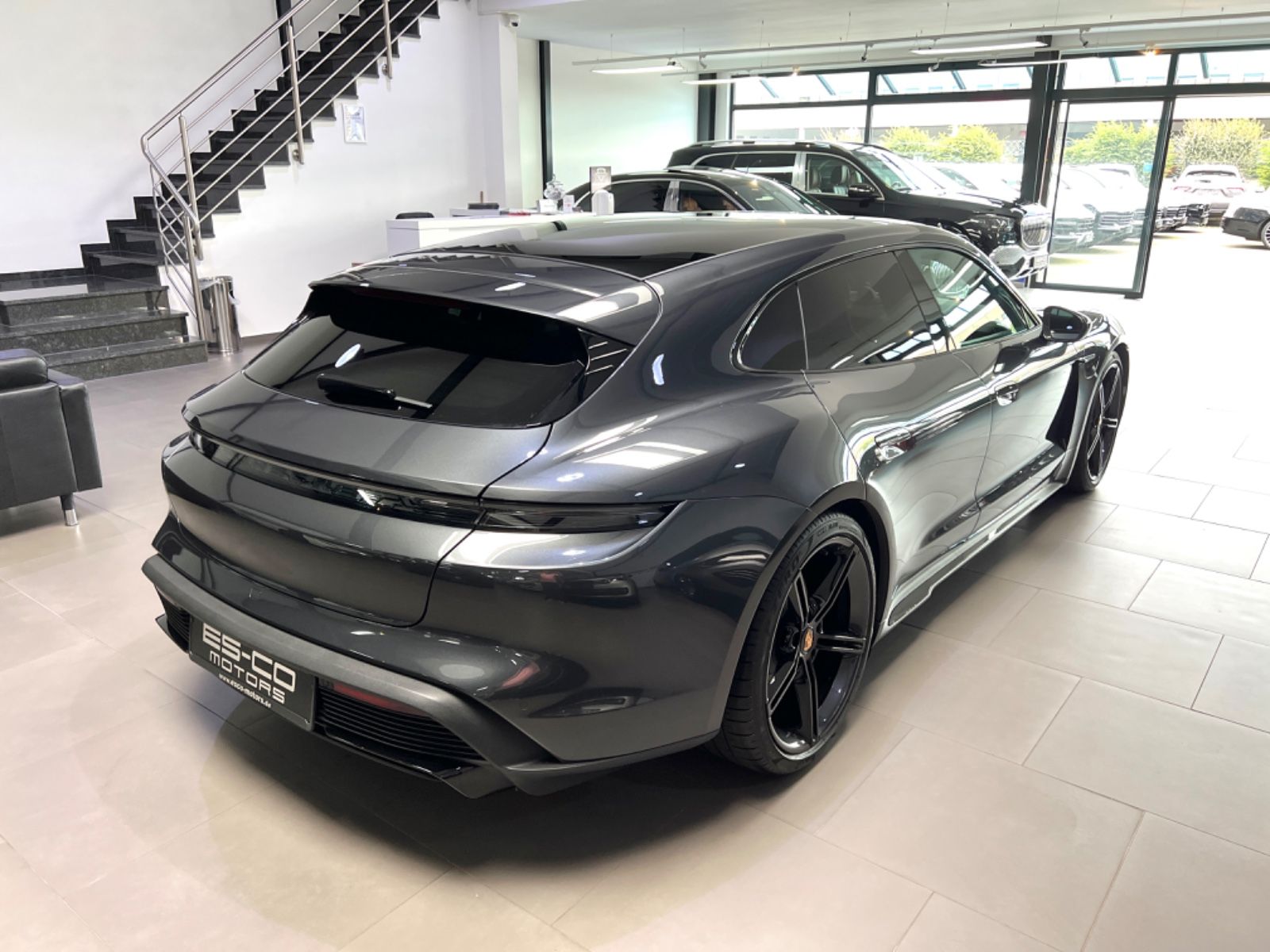Porsche TAYCAN GTS SPORT TURISMO PANO BOSE® 360°CAM 21"