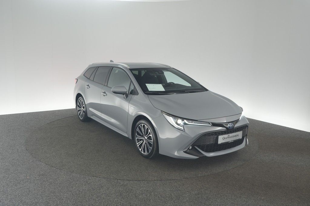 Toyota Corolla Touring 1.8 Hybrid - Samsaru's Car Outlet
