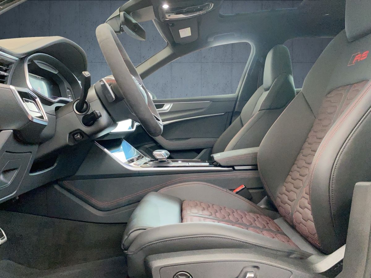 Audi RS 6 Avant performance Keramik Vmax305 StHz AHK