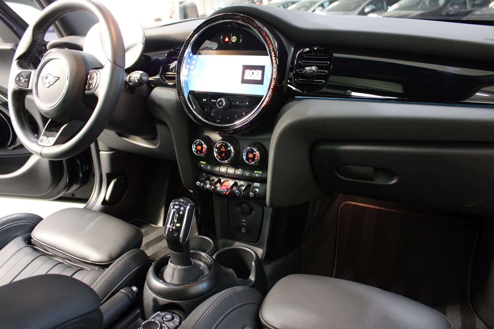 MINI Cooper Yours - Samsaru's Car Outlet