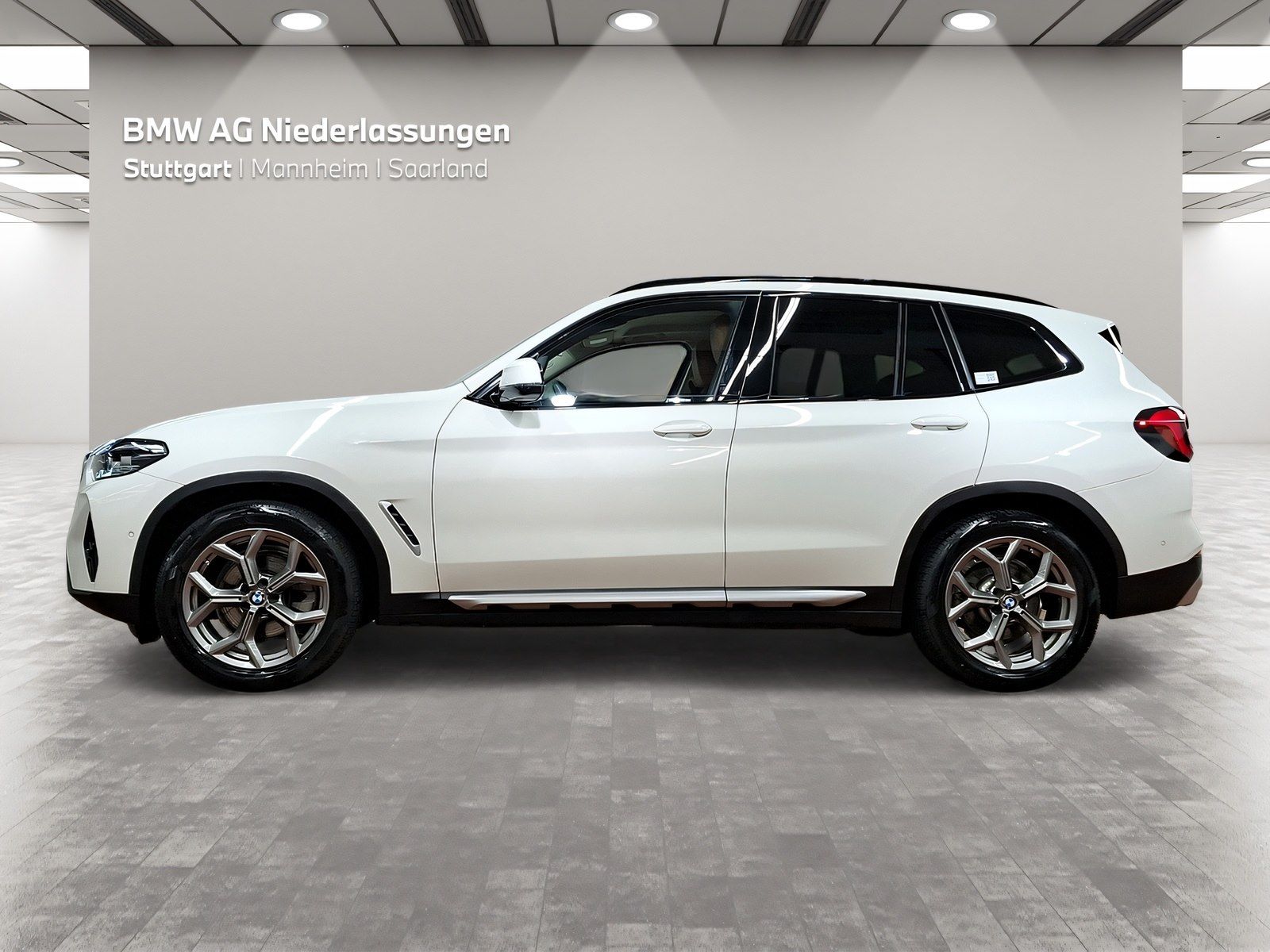 BMW X3 xDrive20i - Samsaru's Car Outlet
