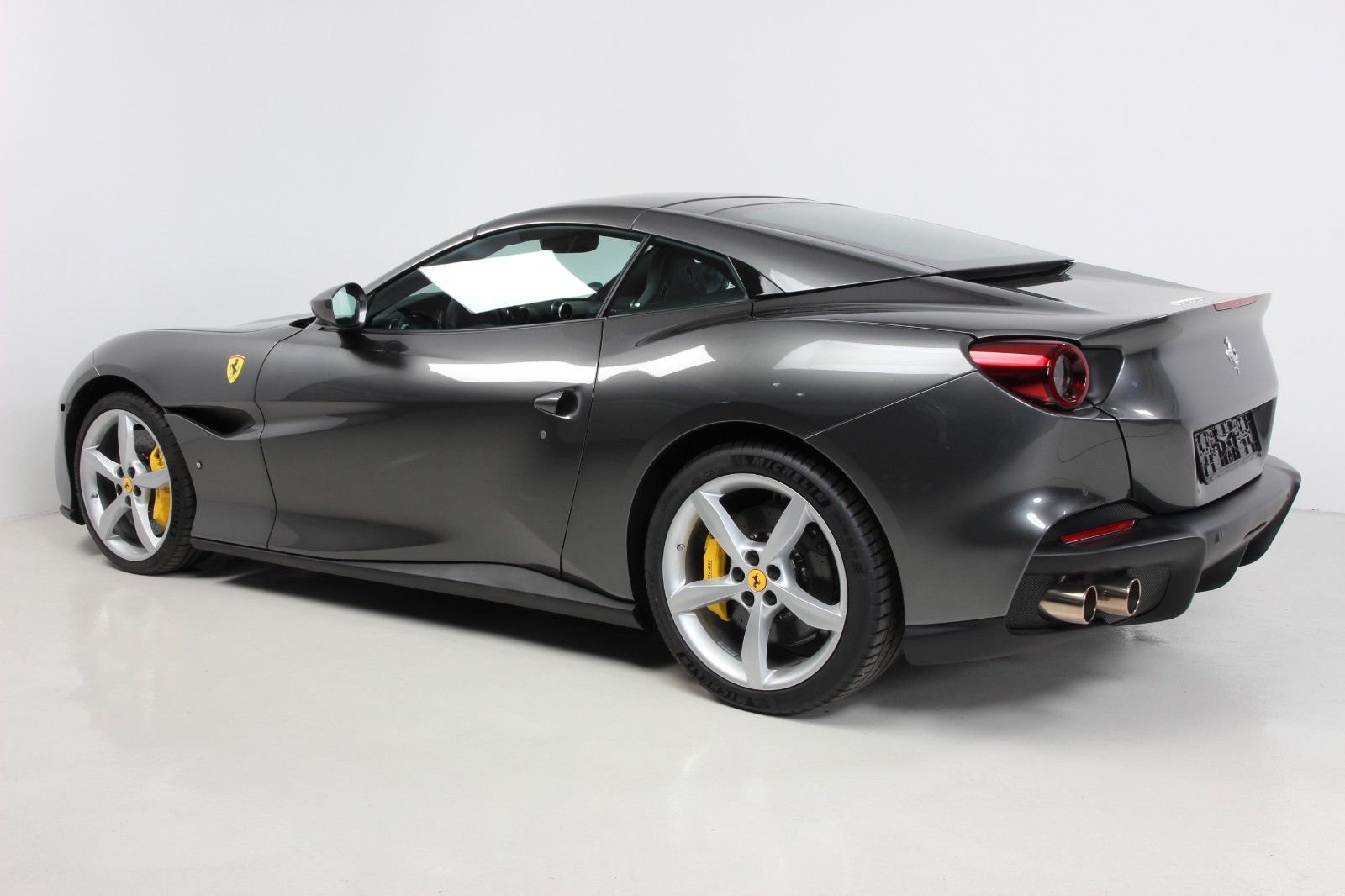 Ferrari Portofino M - Samsaru's Car Outlet