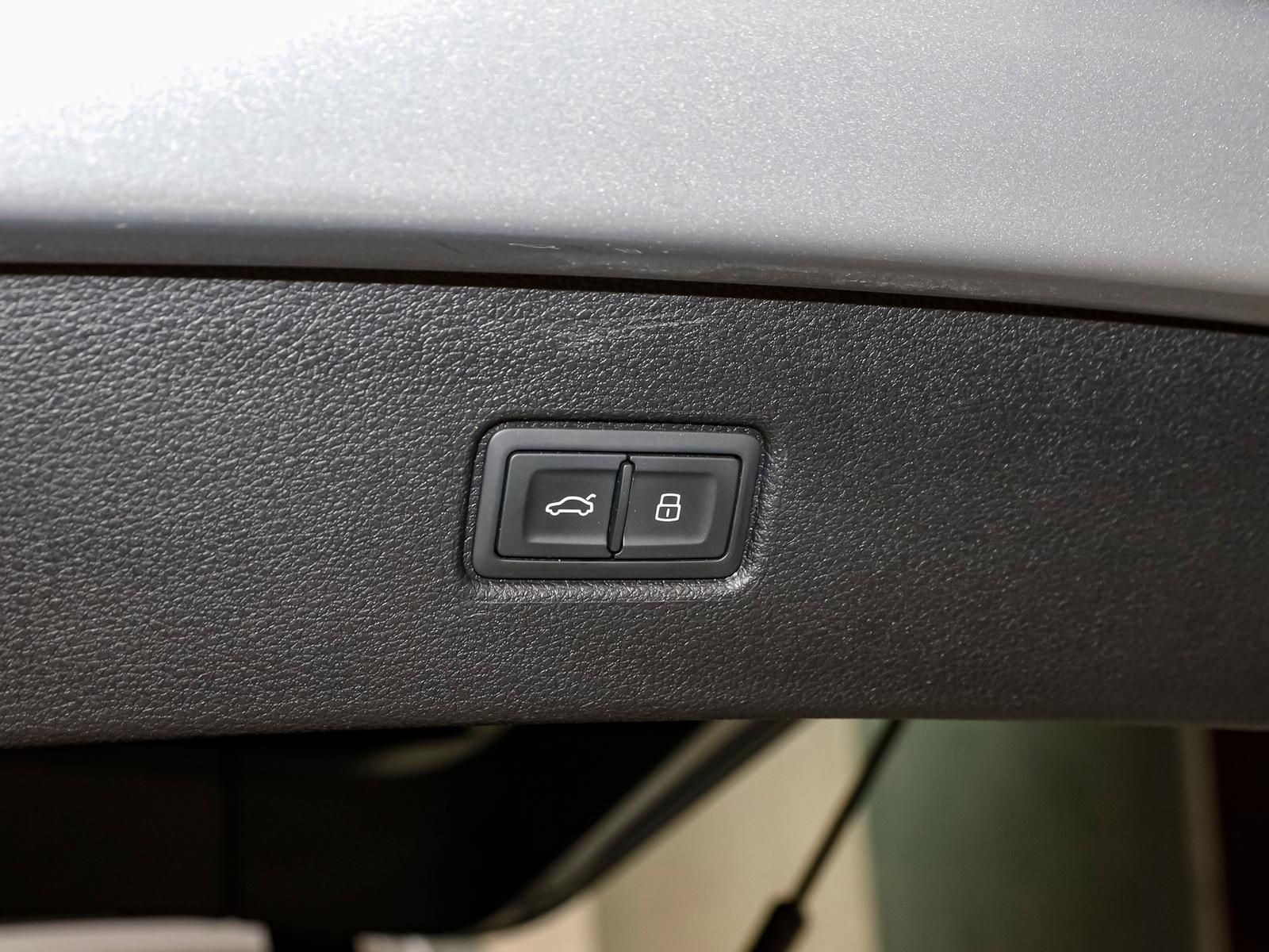 Audi Q7 55 TFSI e *SLine*HUD*PANO*B&O*MATRIX*AHK*360°