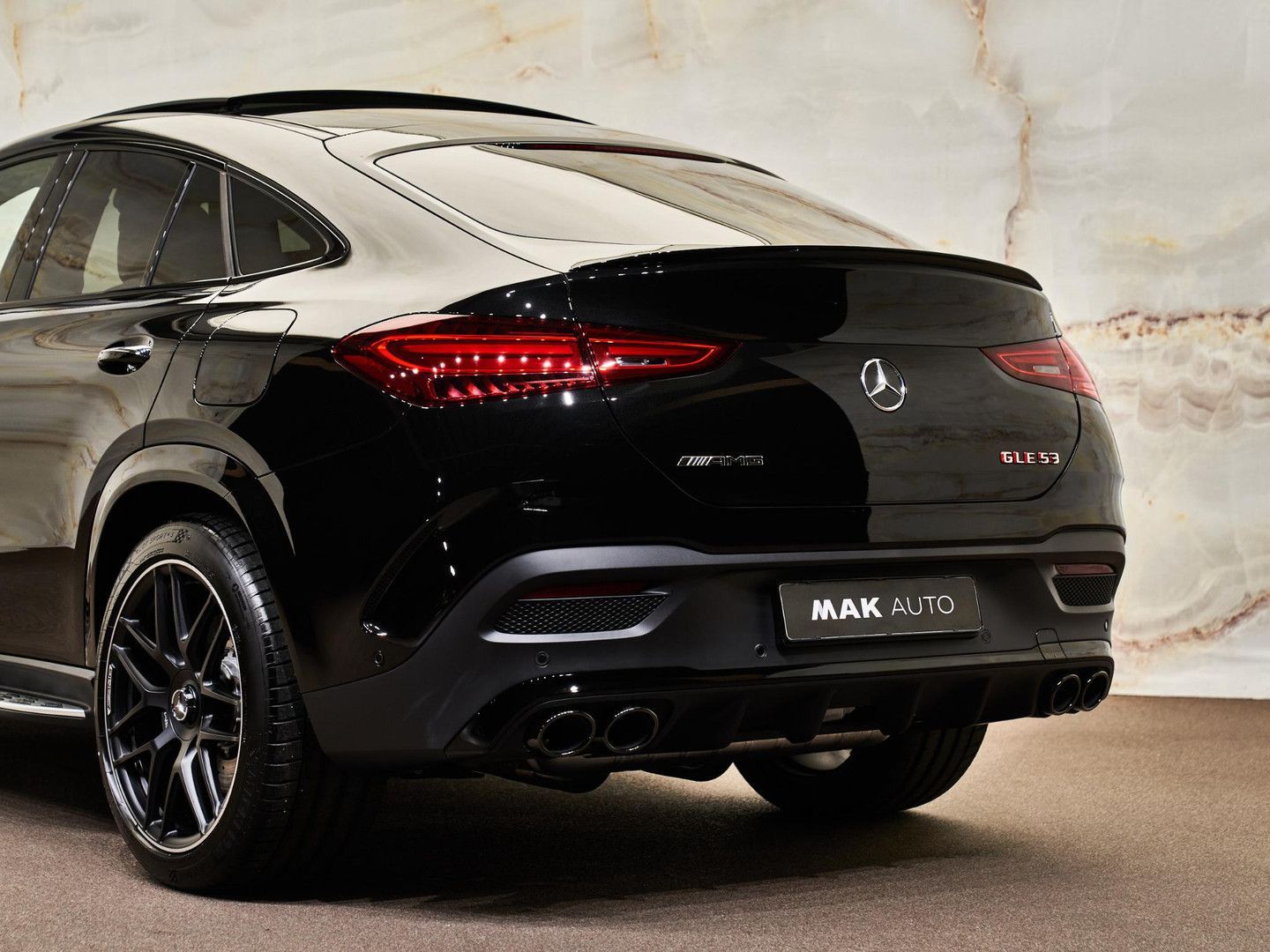 Mercedes-Benz GLE 53 AMG Coupé Hybrid 4Matic+, pano, 22", tr.h