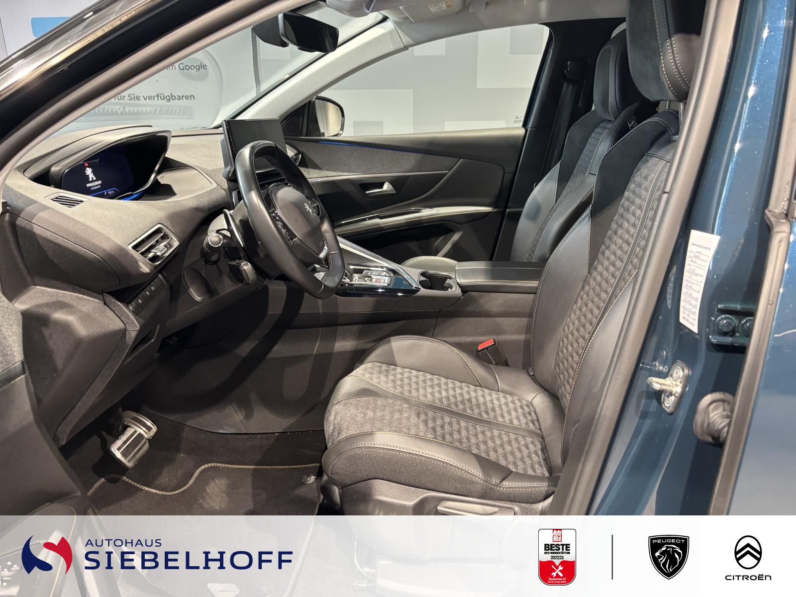 Peugeot 3008 Roadtrip HYBRID 225 e-EAT8