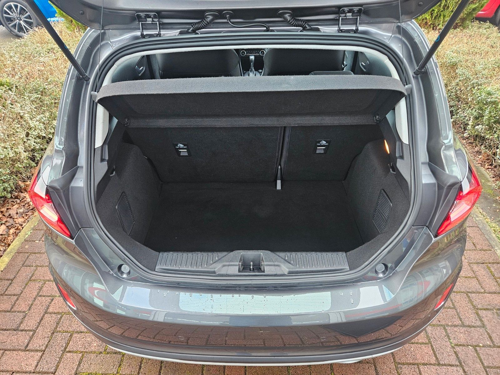 Ford Fiesta Active - Samsaru's Car Outlet