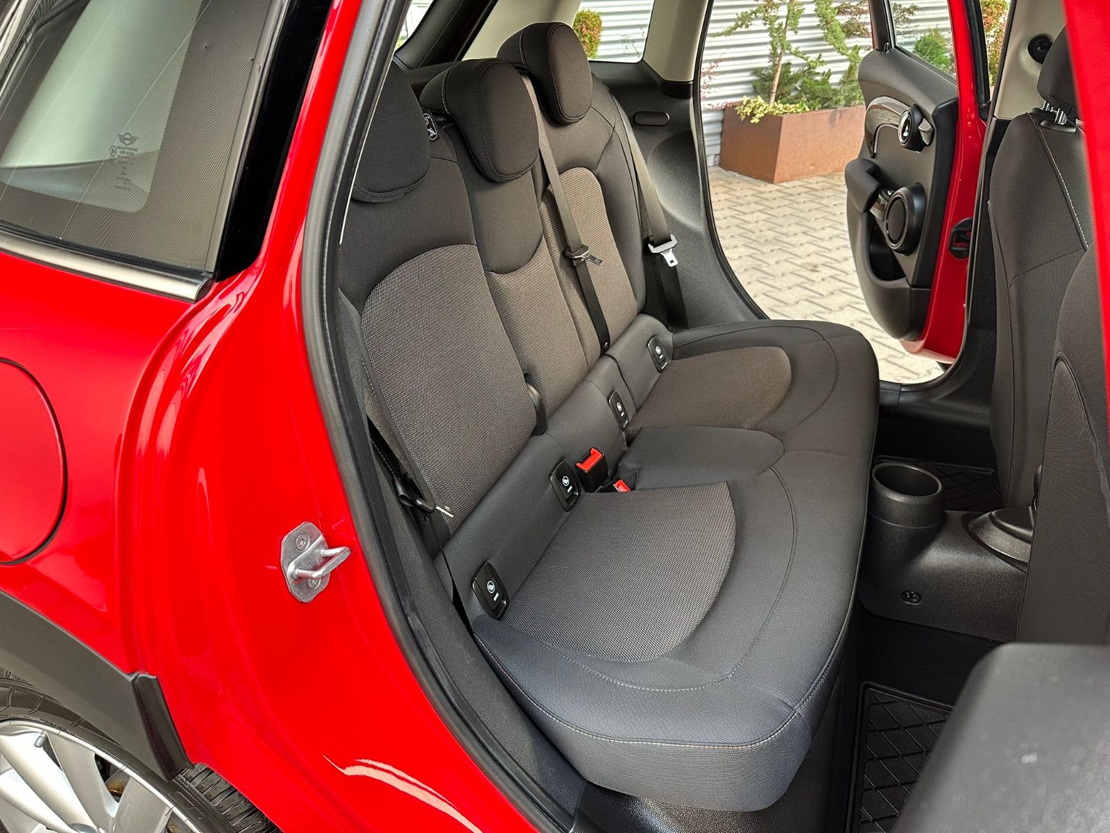MINI Cooper 1.5T - Samsaru's Car Outlet