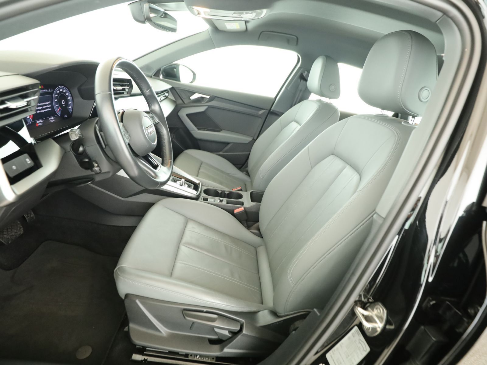 Audi A3 Sportback 35 TFSI S line *LED*PDC*MMI-Plus*