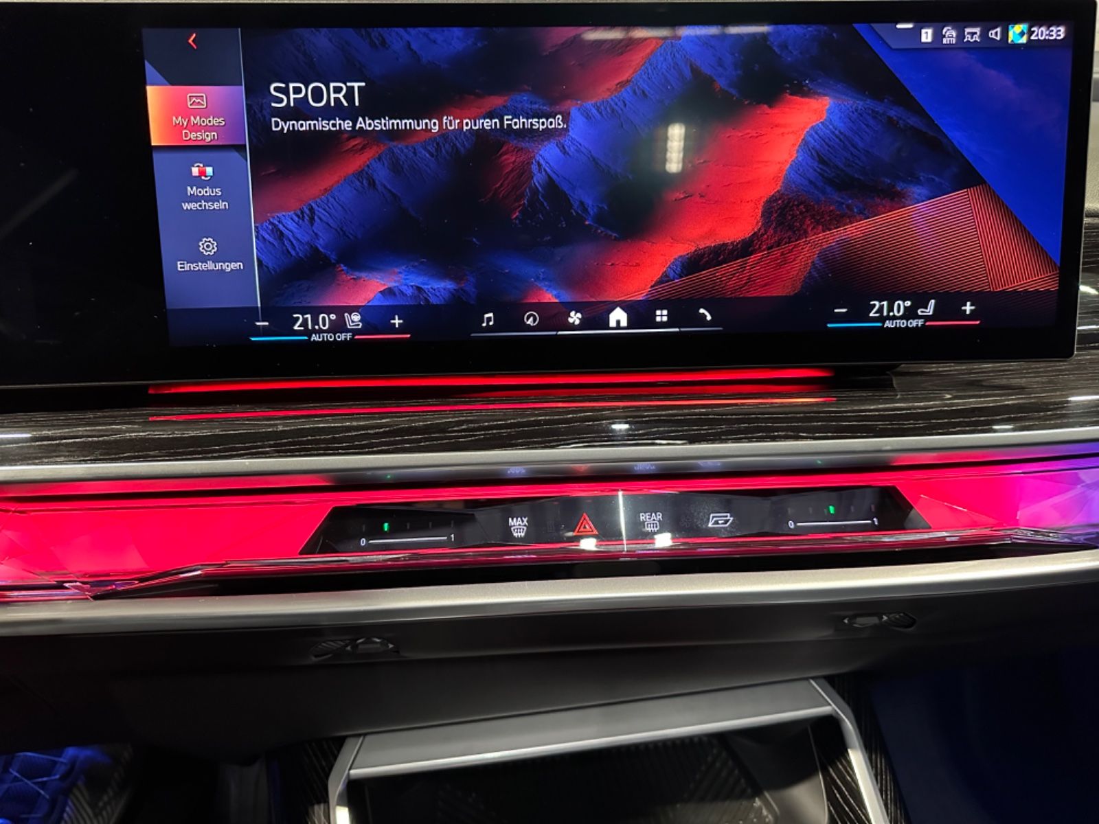 BMW 740 d xDrive M Sport  Fond Entertainment,TV