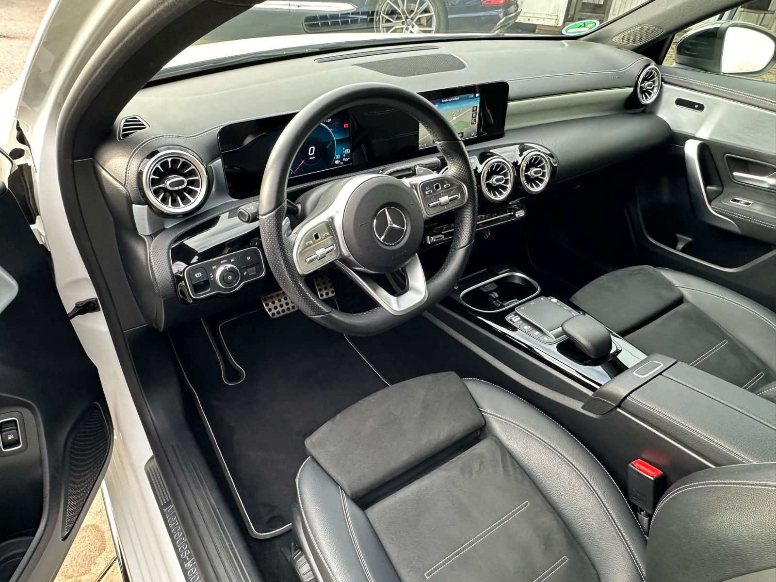Mercedes-Benz A 250E AMG Edition - Samsaru's Car Outlet