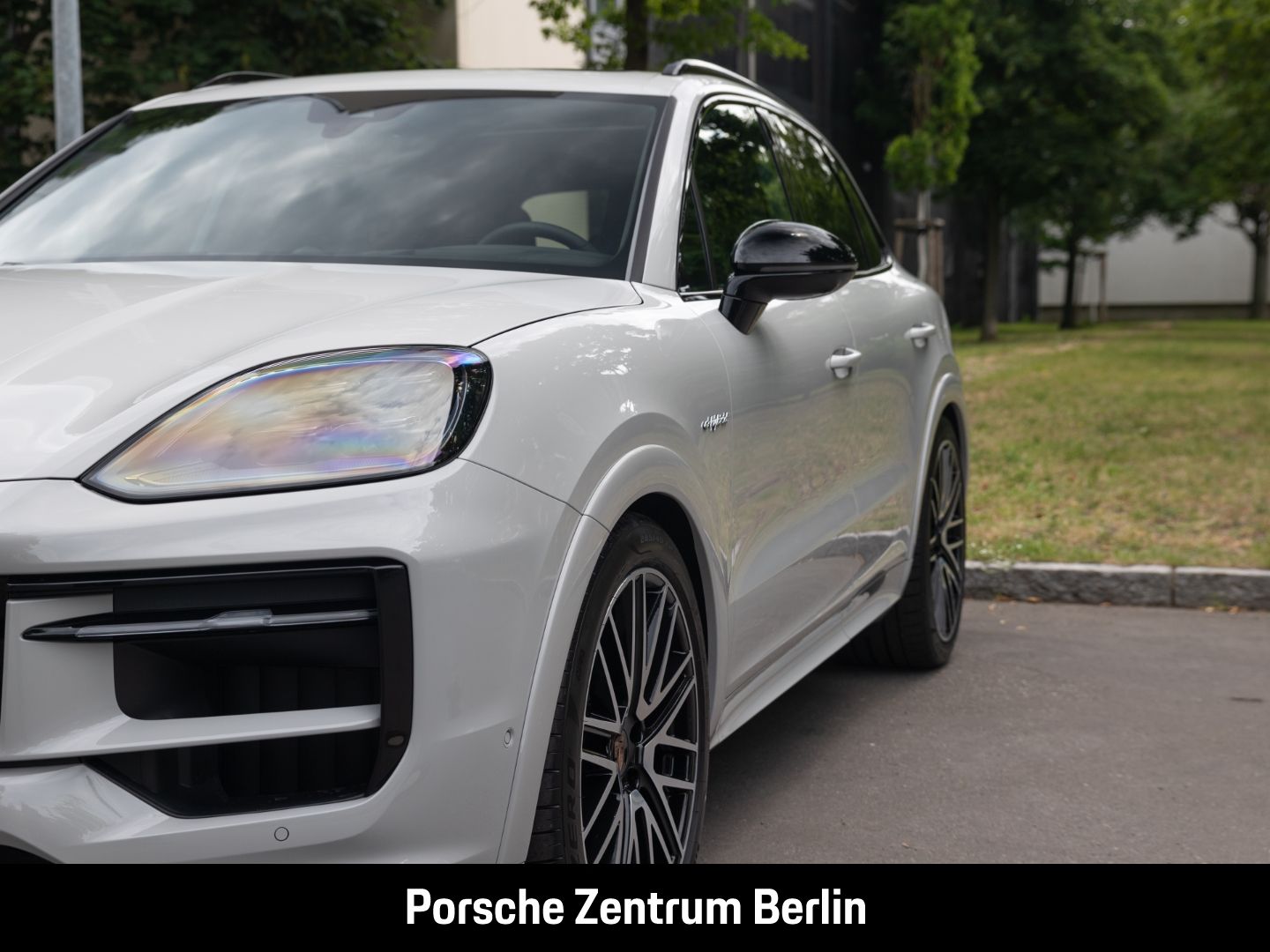 Porsche Cayenne E-Hybrid BOSE InnoDrive Panoramadach LED