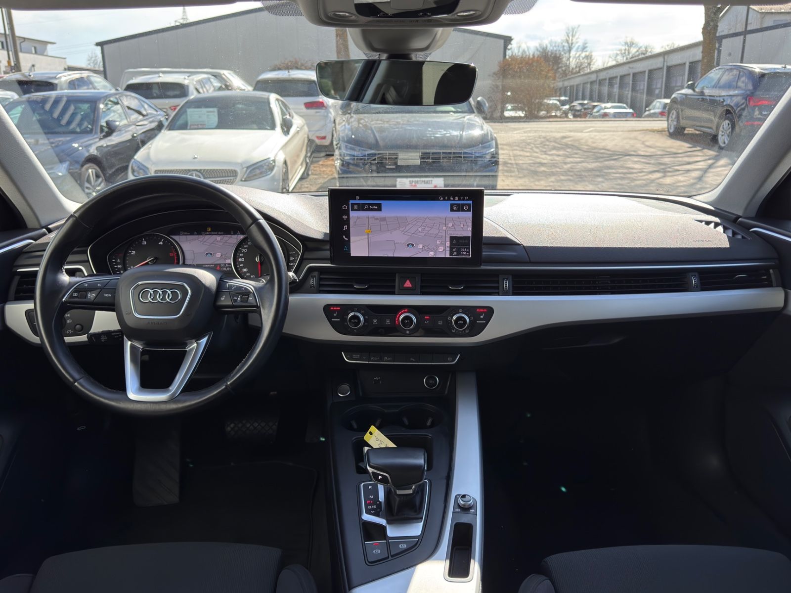 Audi A4 Av.40 TDI S line S-tr. - Samsaru's Car Outlet