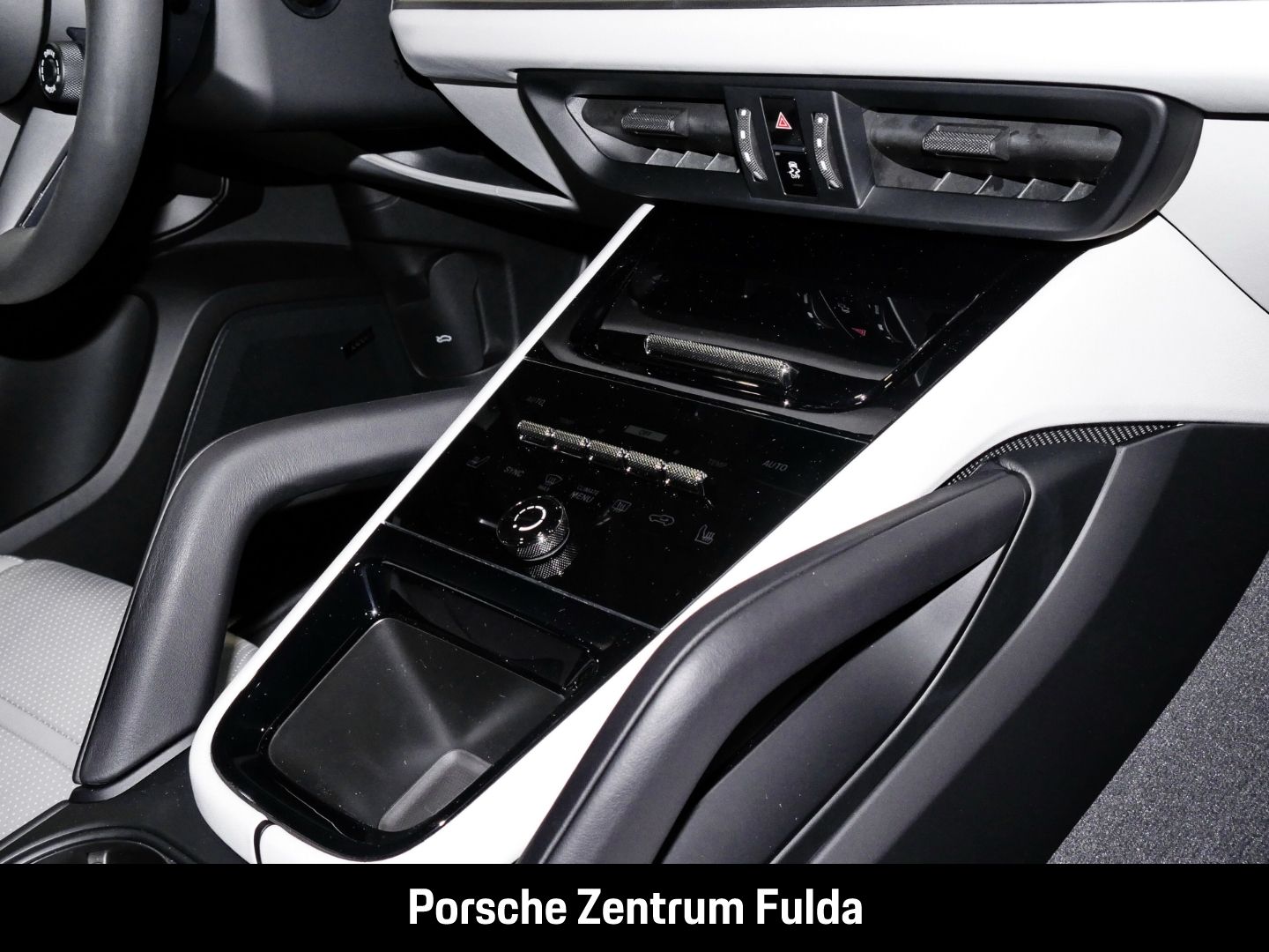 Porsche Cayenne E-Hybrid Coupe BOSE Panoramadach LED