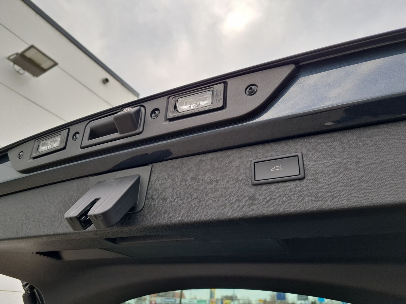 Cupra Formentor VZ 2.0 TSI 4Dr. M - Samsaru's Car Outlet