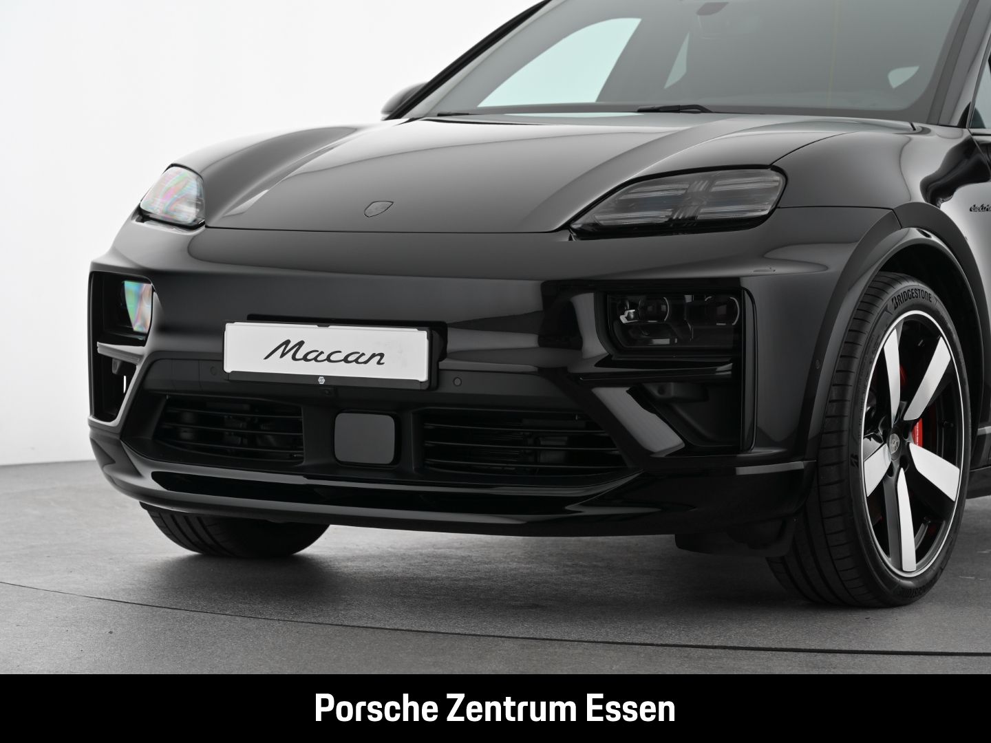Porsche Macan Turbo S - Samsaru's Car Outlet