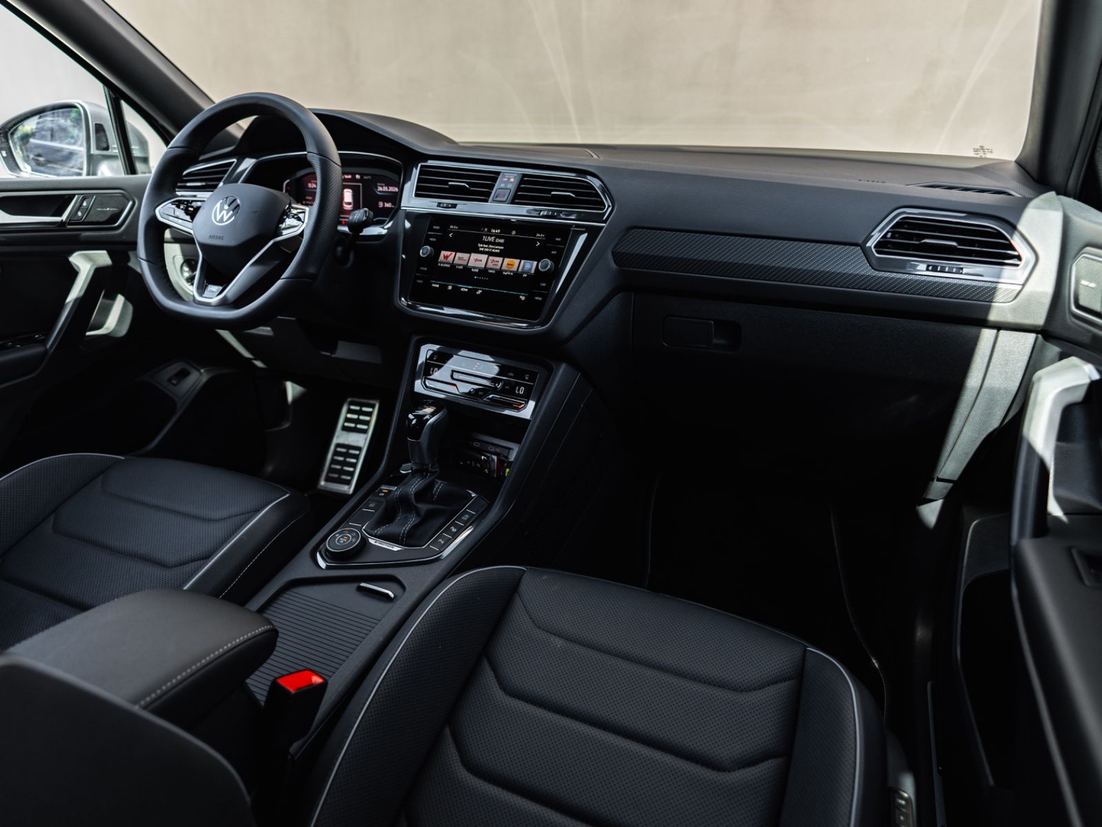Volkswagen Tiguan Allspace R-Line 4M VOLLLL